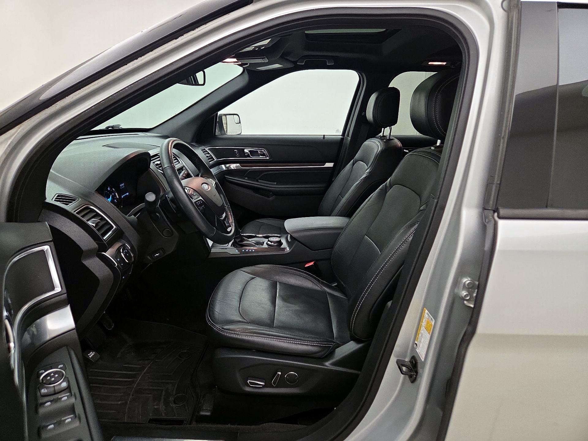 Thumbnail: 2017 Ford Explorer - 11