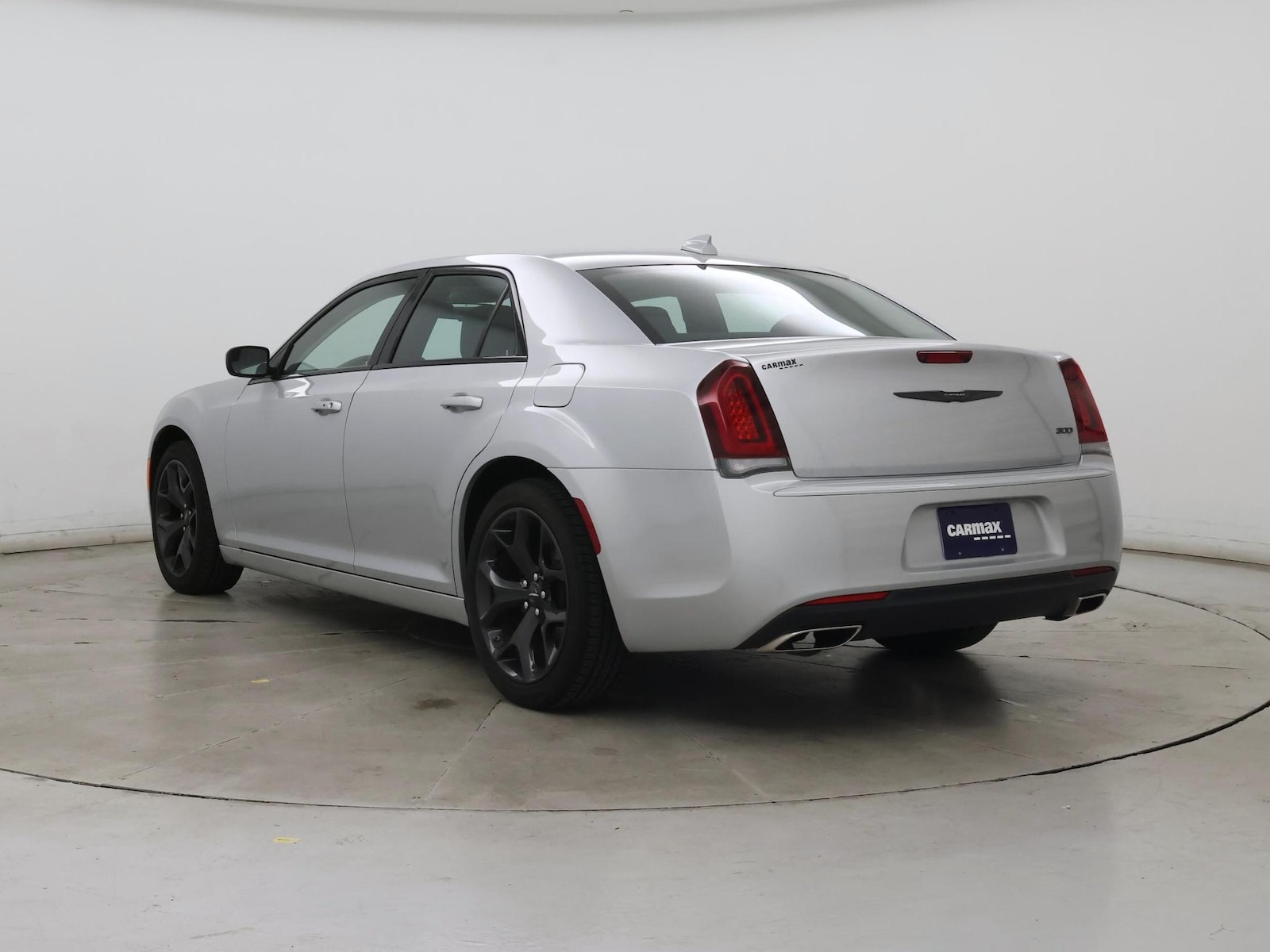 2022 Chrysler 300 Touring - Photo 3