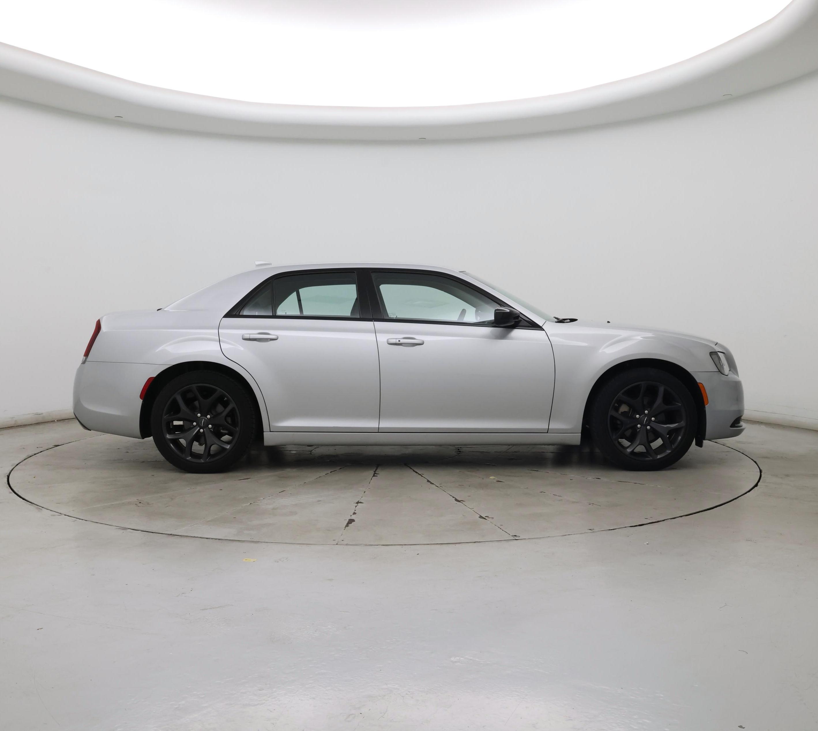 Thumbnail: 2022 Chrysler 300 - 7