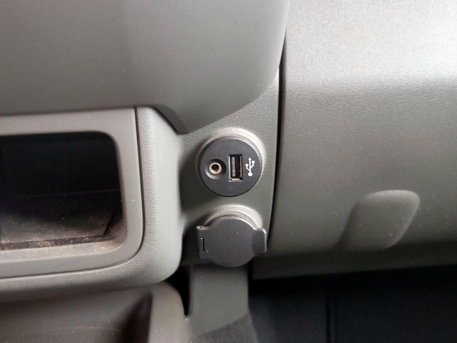 Thumbnail: 2019 Nissan Frontier - 18