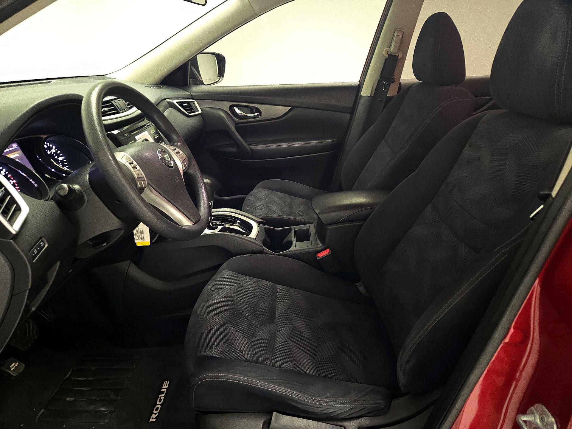 Thumbnail: 2016 Nissan Rogue - 11