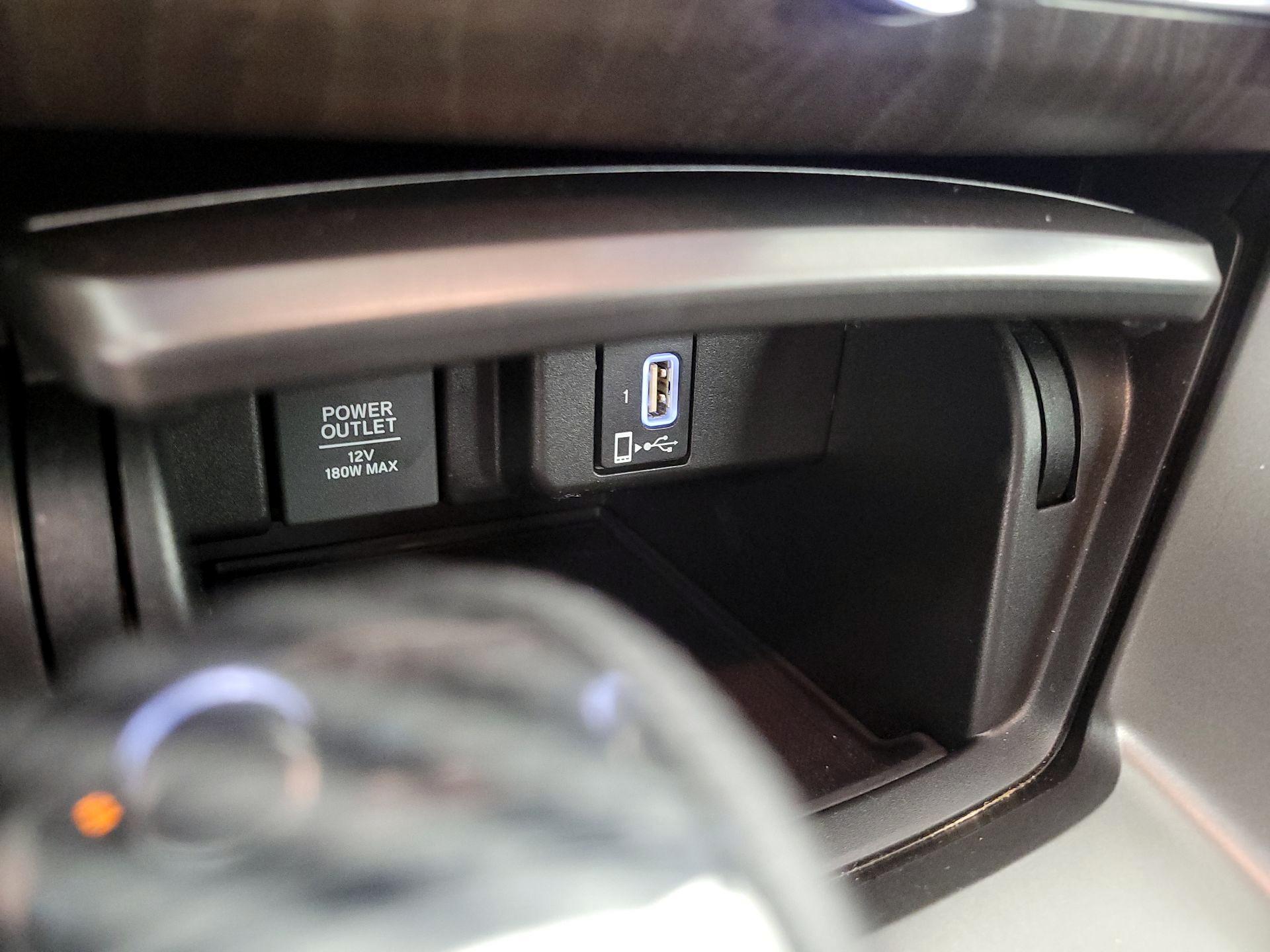 Thumbnail: 2019 Honda Accord - 18