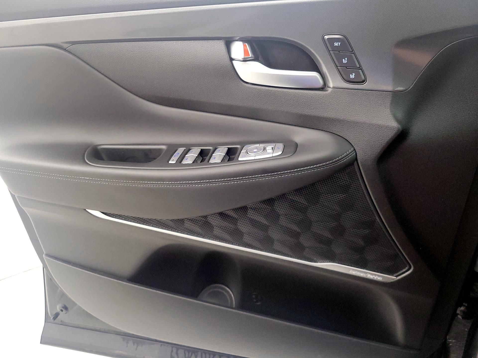 Thumbnail: 2023 Hyundai Santa Fe - 12