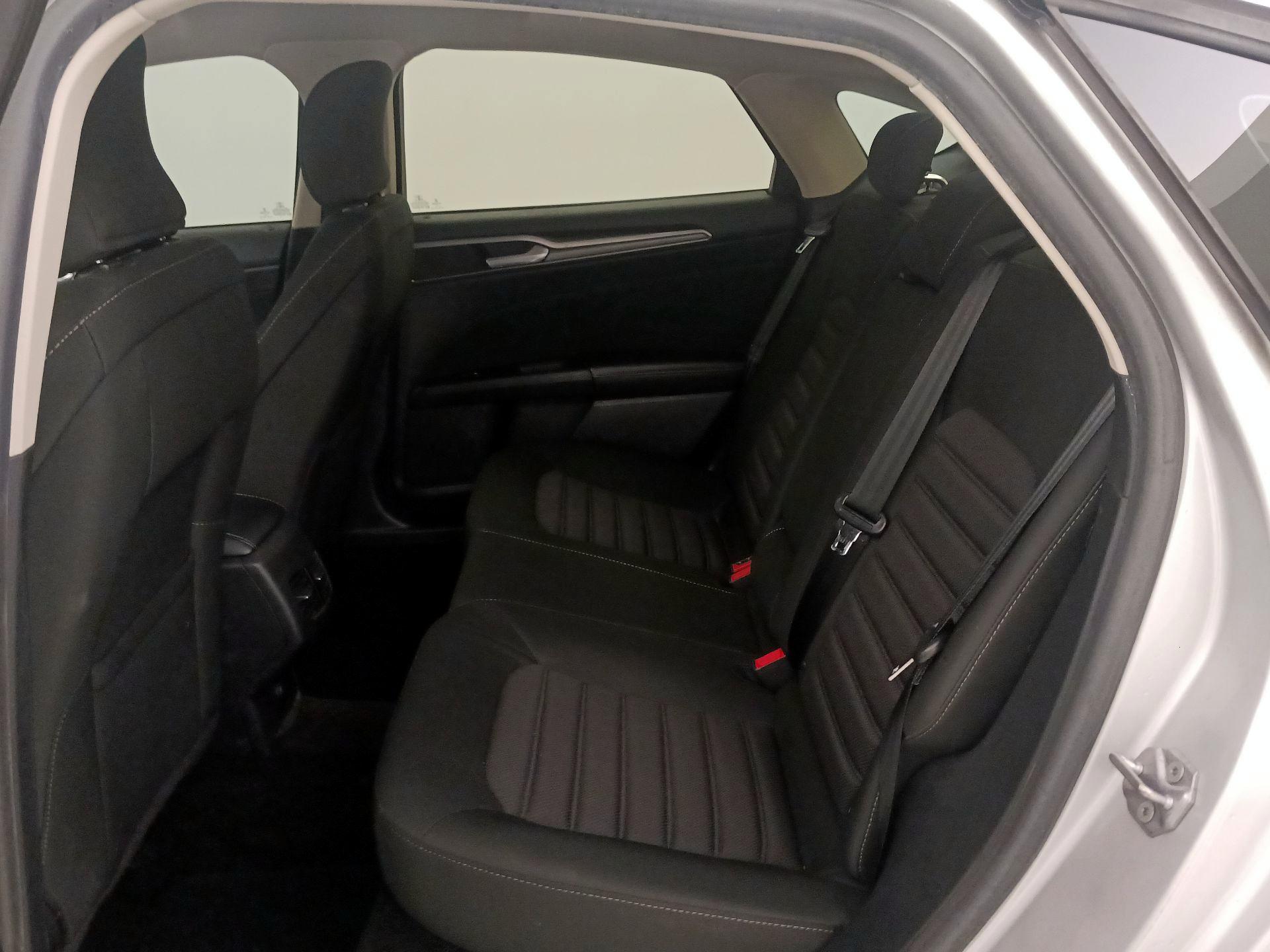 Thumbnail: 2017 Ford Fusion - 20