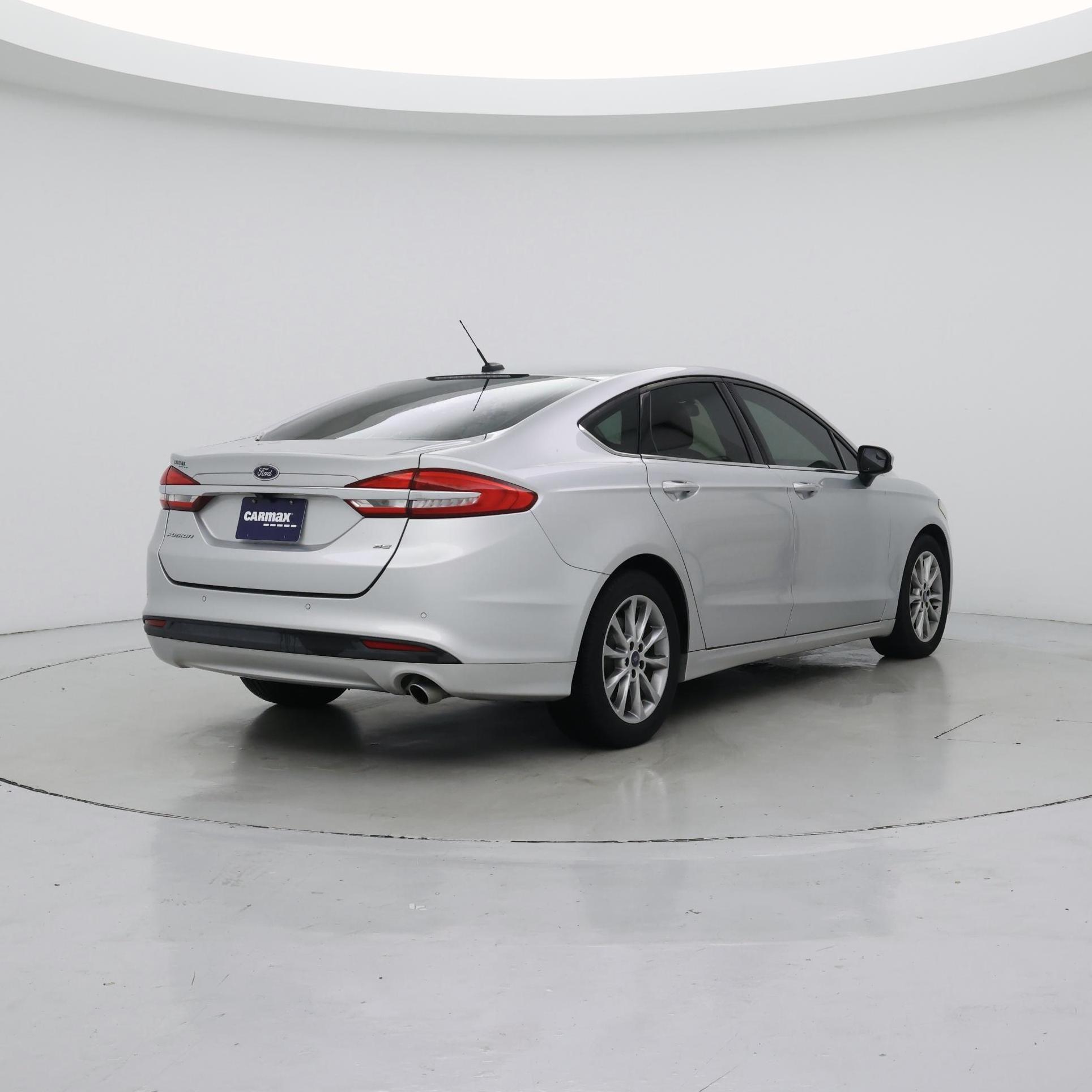 Thumbnail: 2017 Ford Fusion - 8