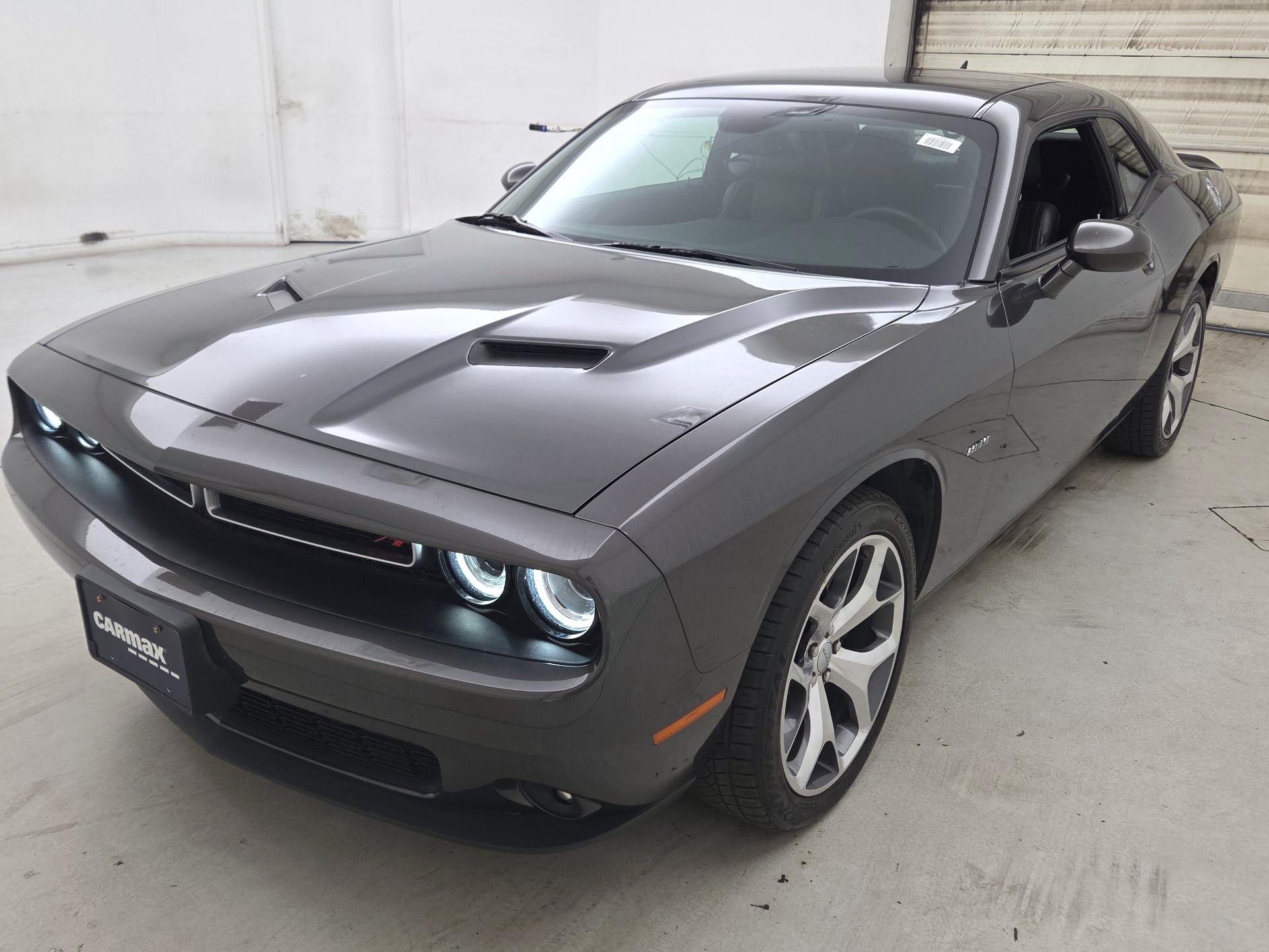 Thumbnail: 2016 Dodge Challenger - 3