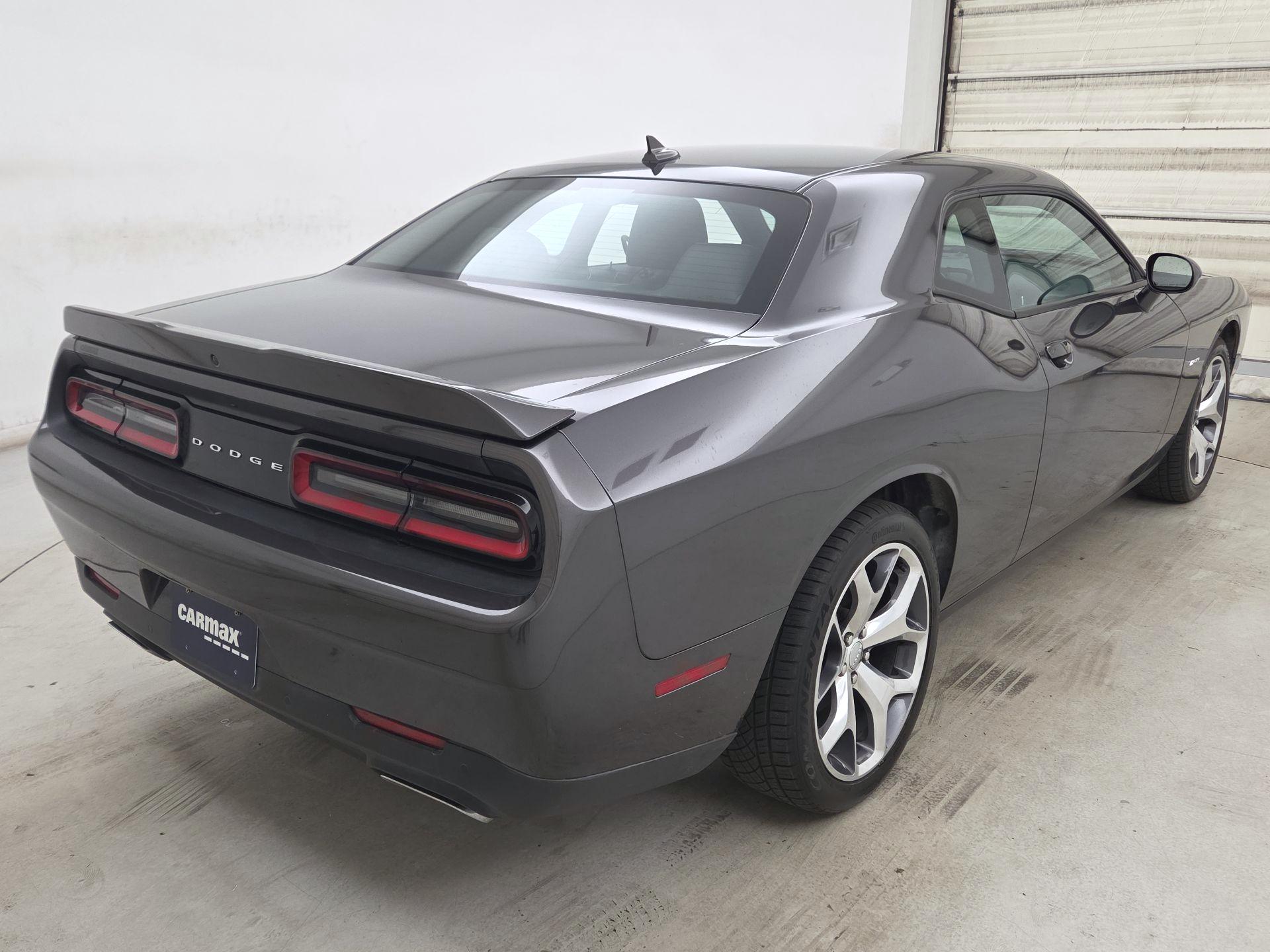 Thumbnail: 2016 Dodge Challenger - 5