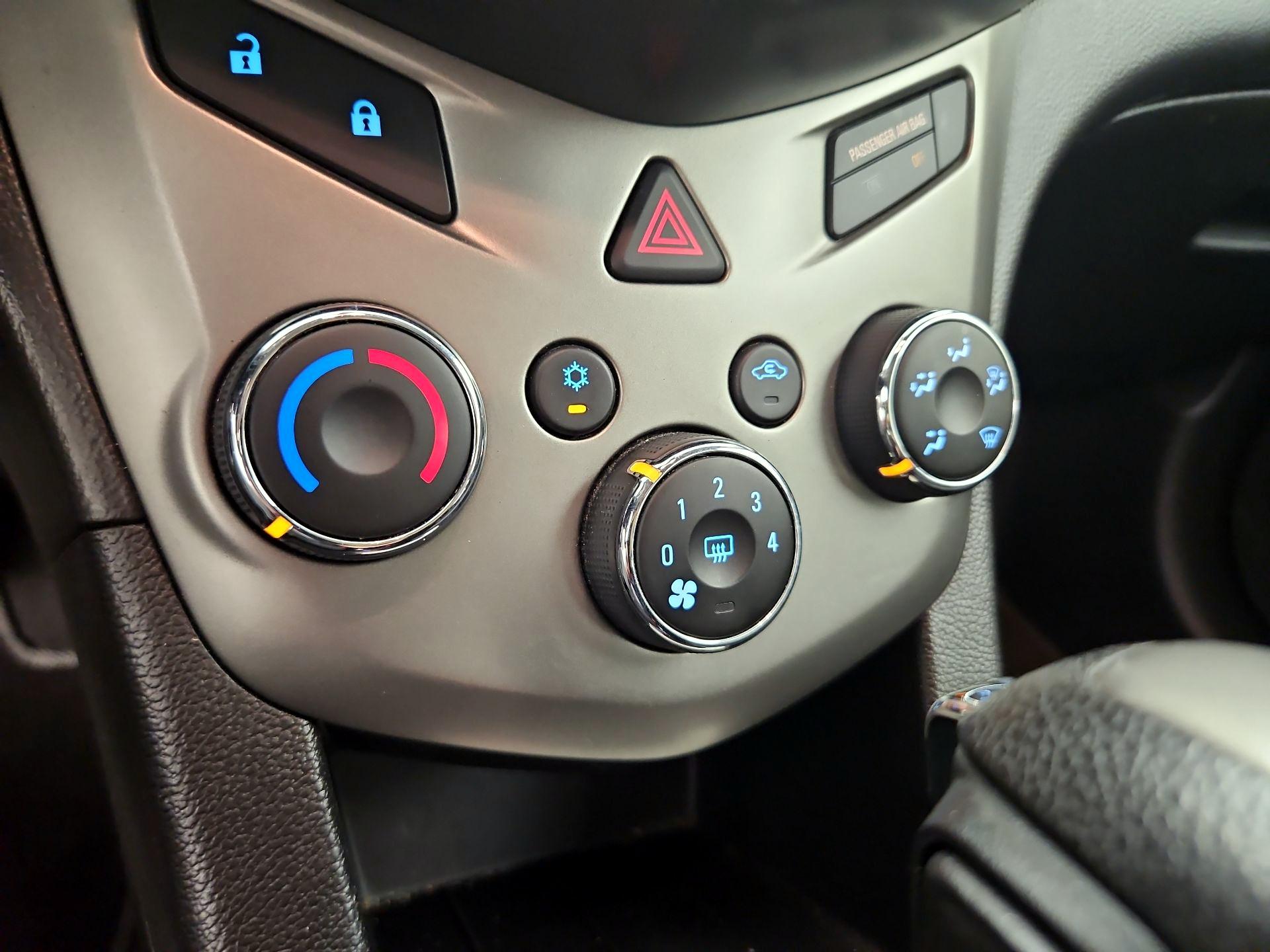 Thumbnail: 2015 Chevrolet Sonic - 15