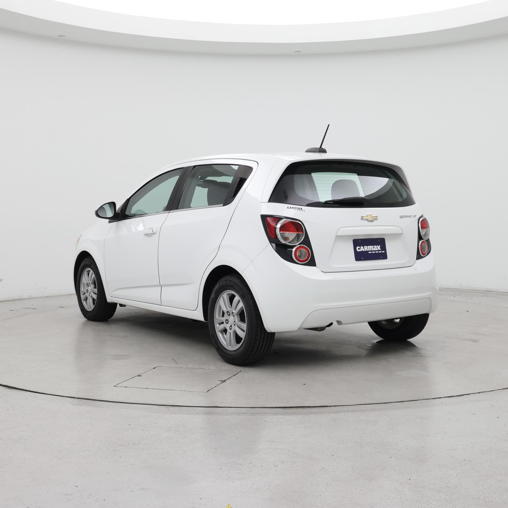 Thumbnail: 2015 Chevrolet Sonic - 2