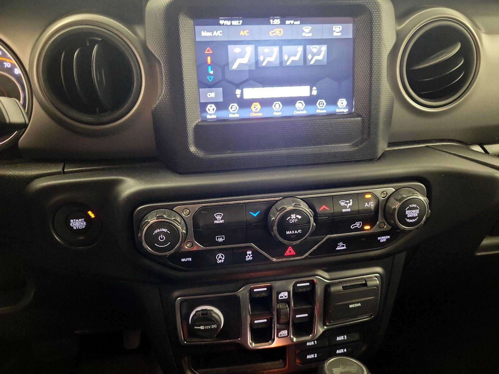 Thumbnail: 2023 Jeep Wrangler - 16