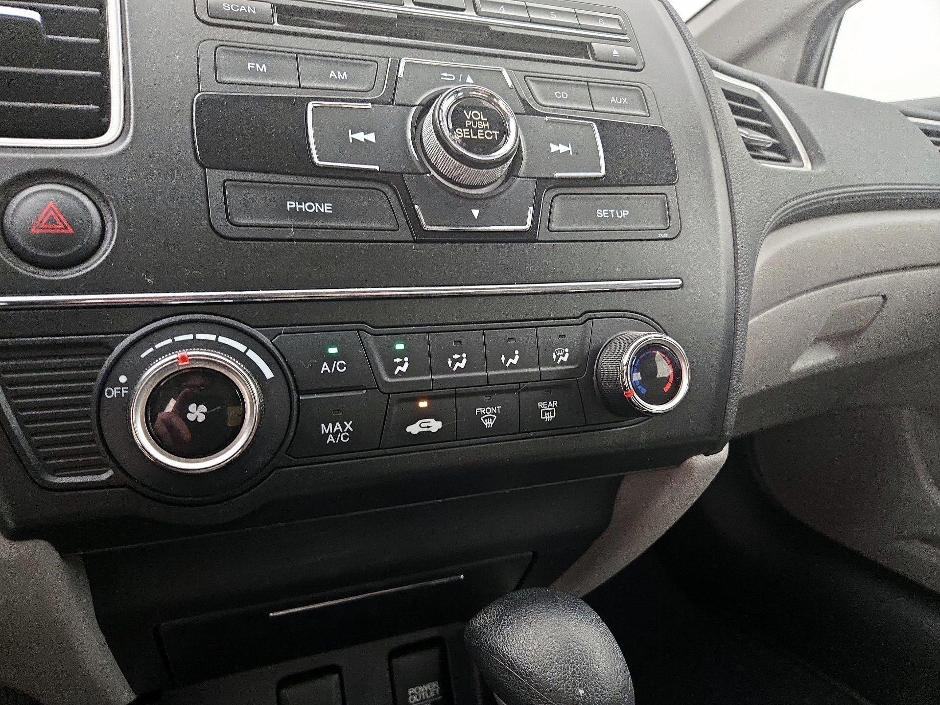 Thumbnail: 2015 Honda Civic - 16