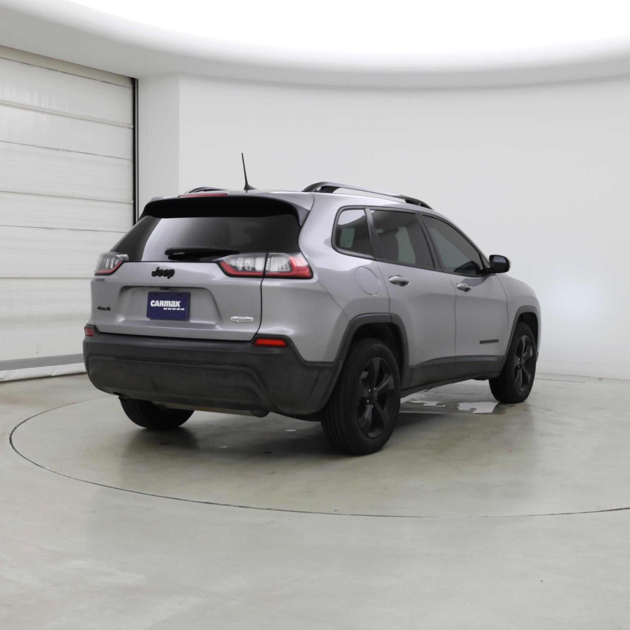 Thumbnail: 2019 Jeep Cherokee - 8