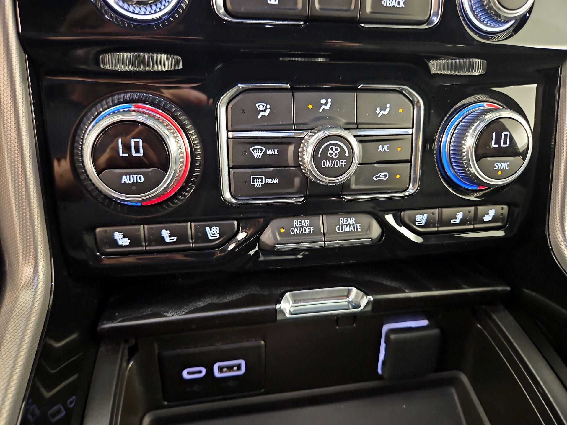 Thumbnail: 2023 GMC Yukon - 17