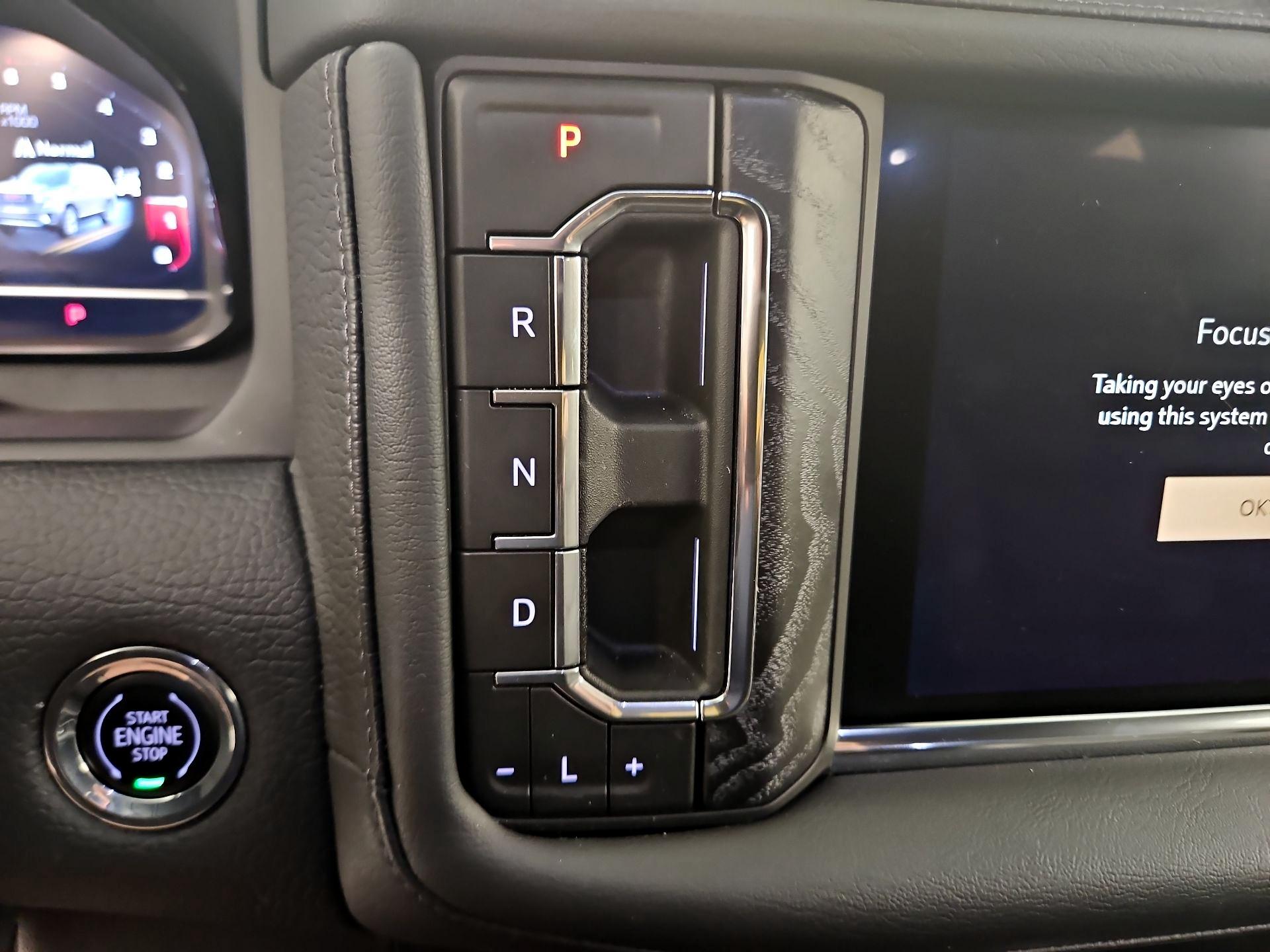 Thumbnail: 2023 GMC Yukon - 18