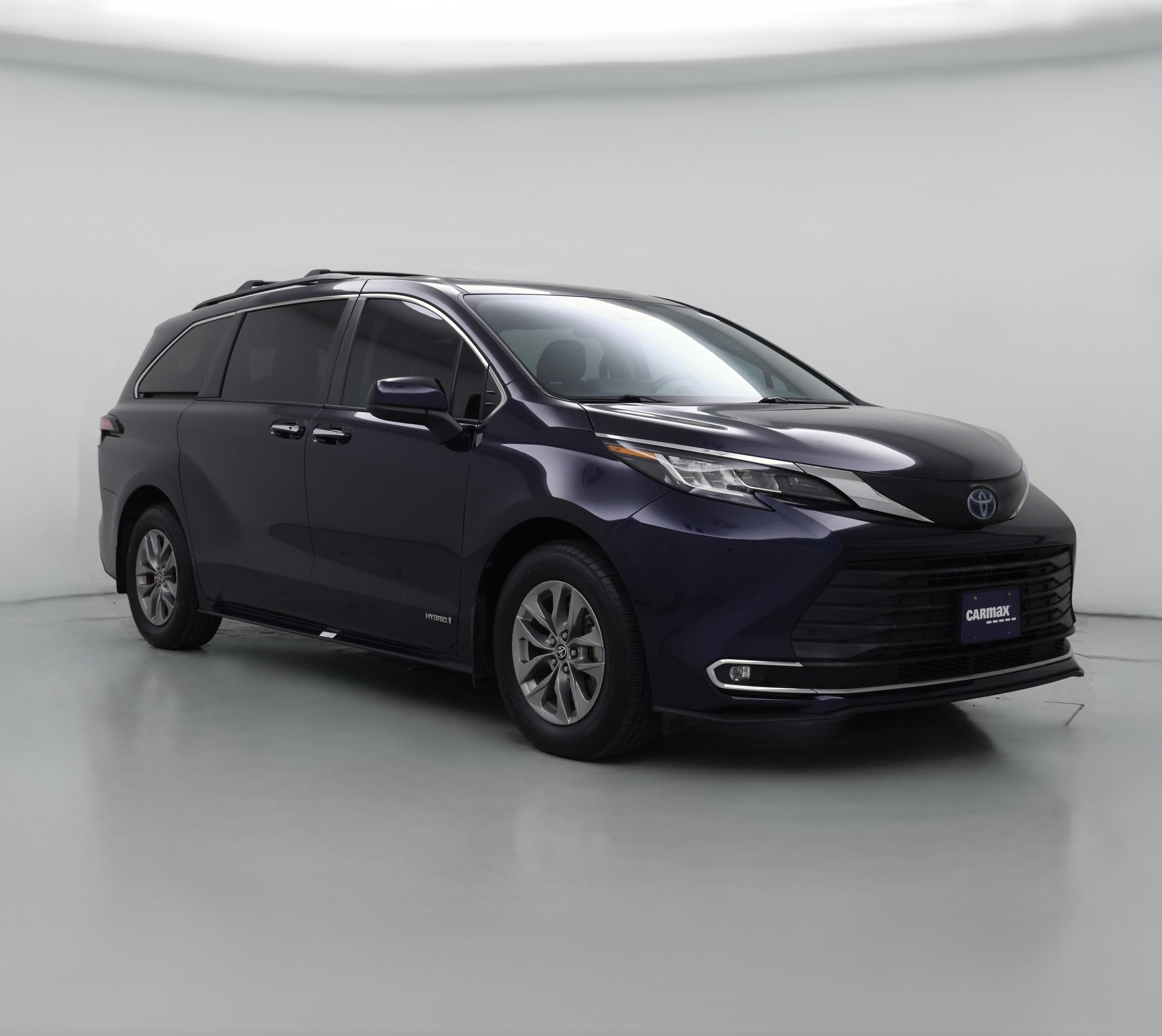 Thumbnail: 2021 Toyota Sienna - 1