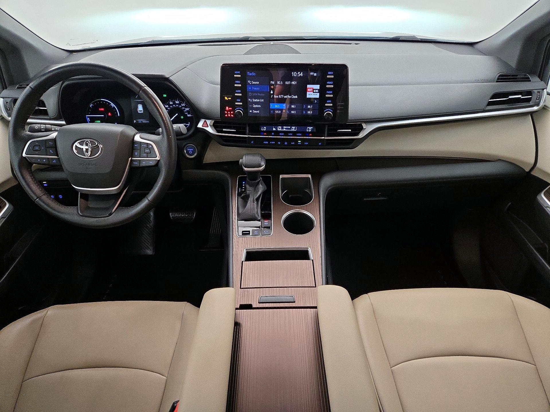 Thumbnail: 2021 Toyota Sienna - 9