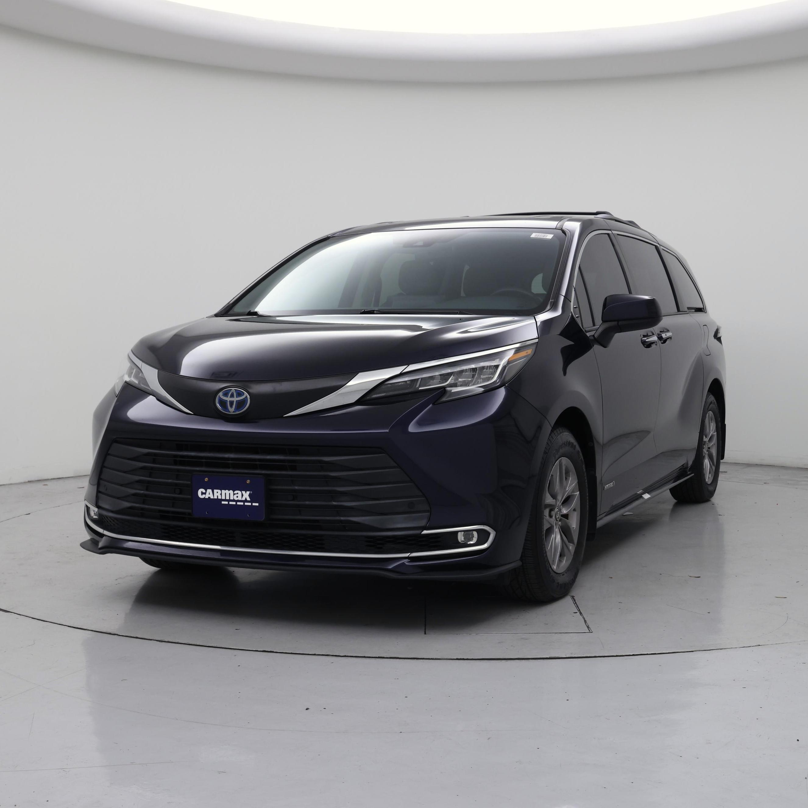 Thumbnail: 2021 Toyota Sienna - 4