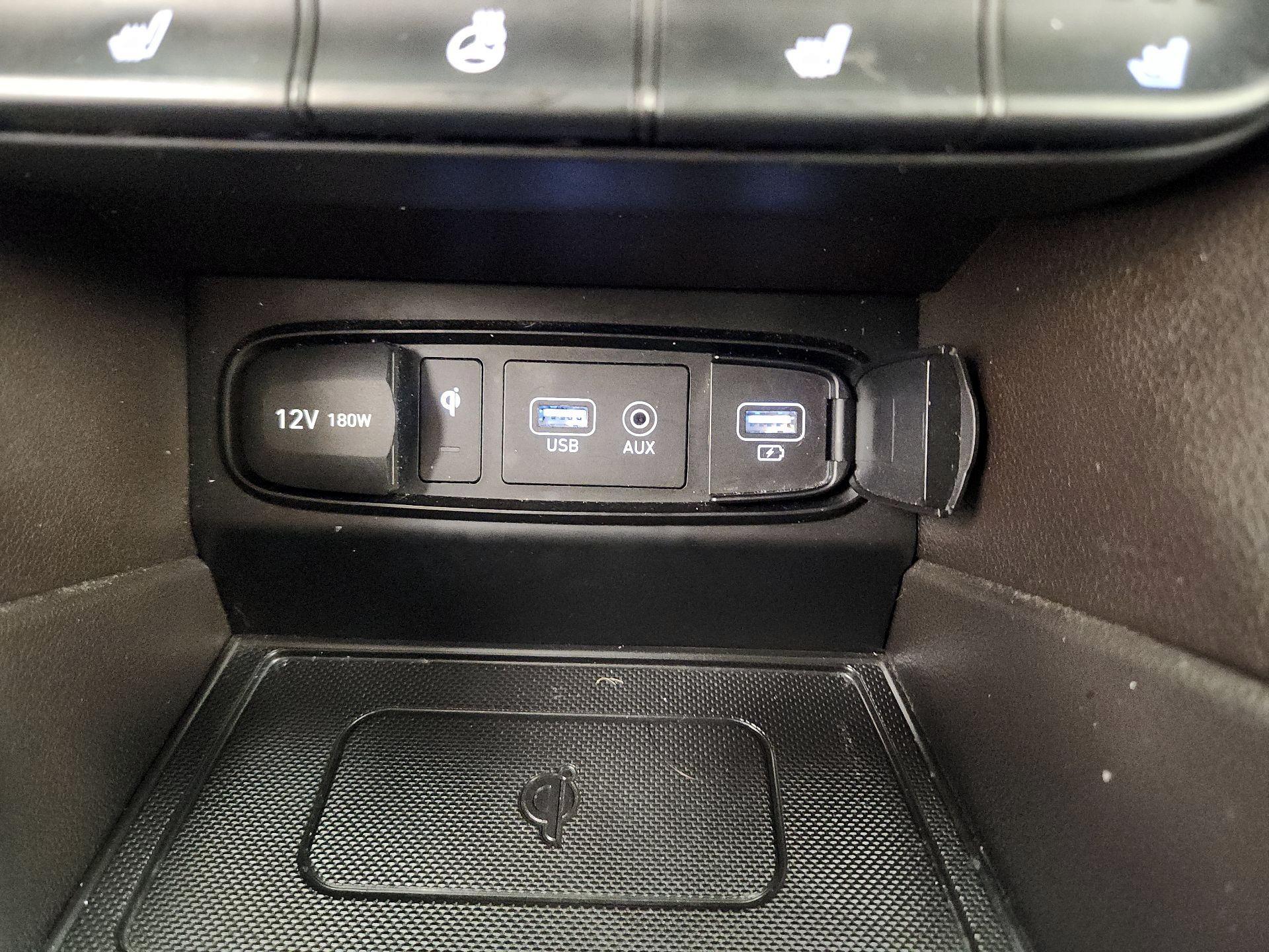 Thumbnail: 2019 Hyundai Santa Fe - 16