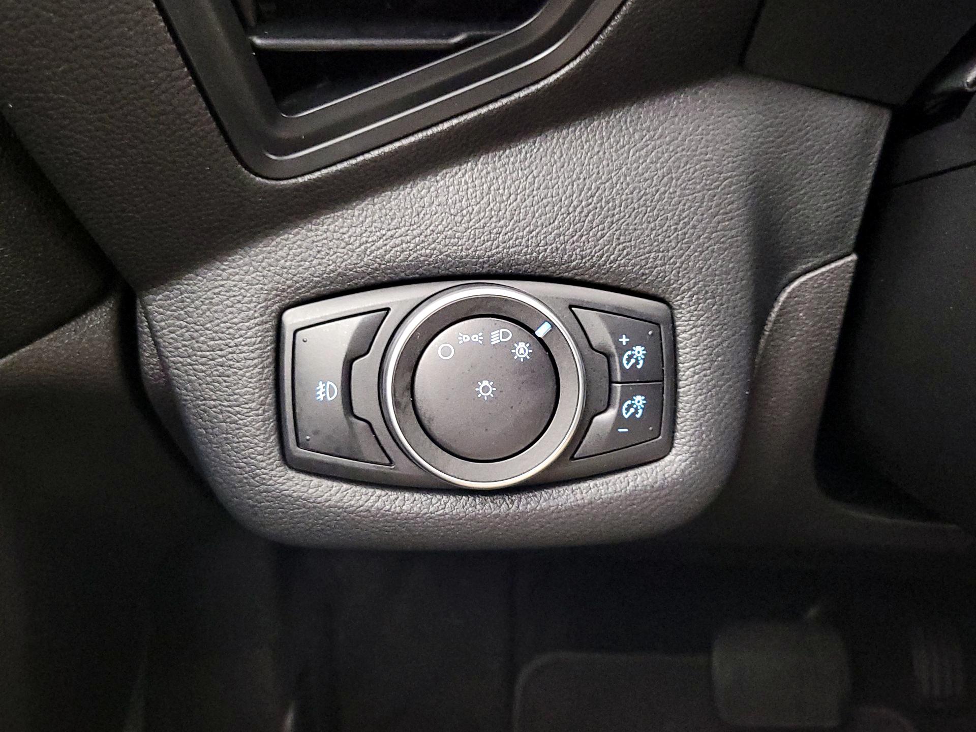 Thumbnail: 2017 Ford C-Max - 13