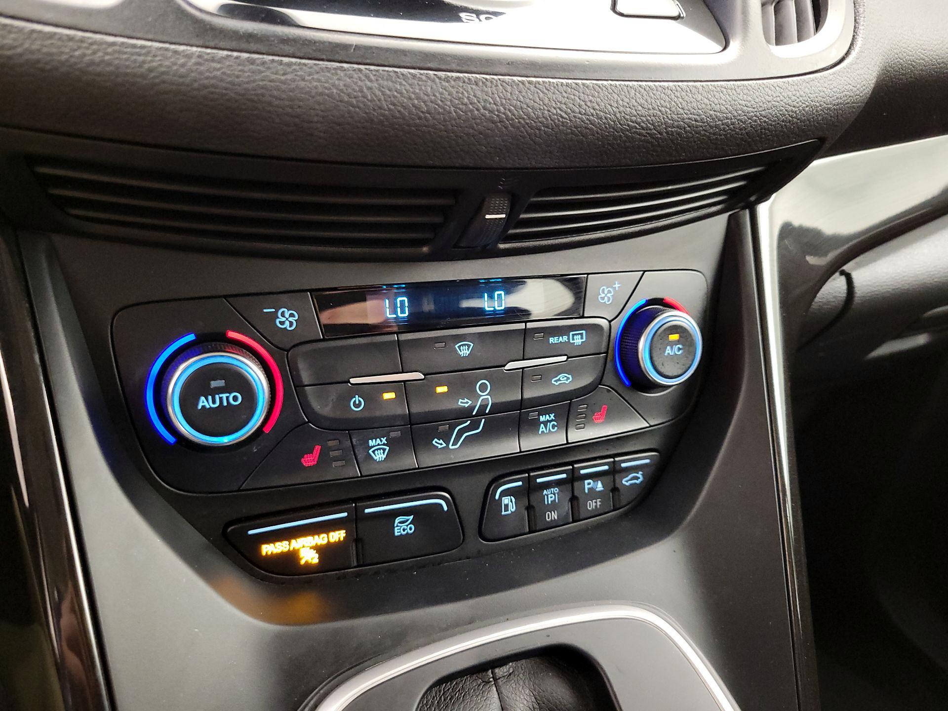 Thumbnail: 2017 Ford C-Max - 16