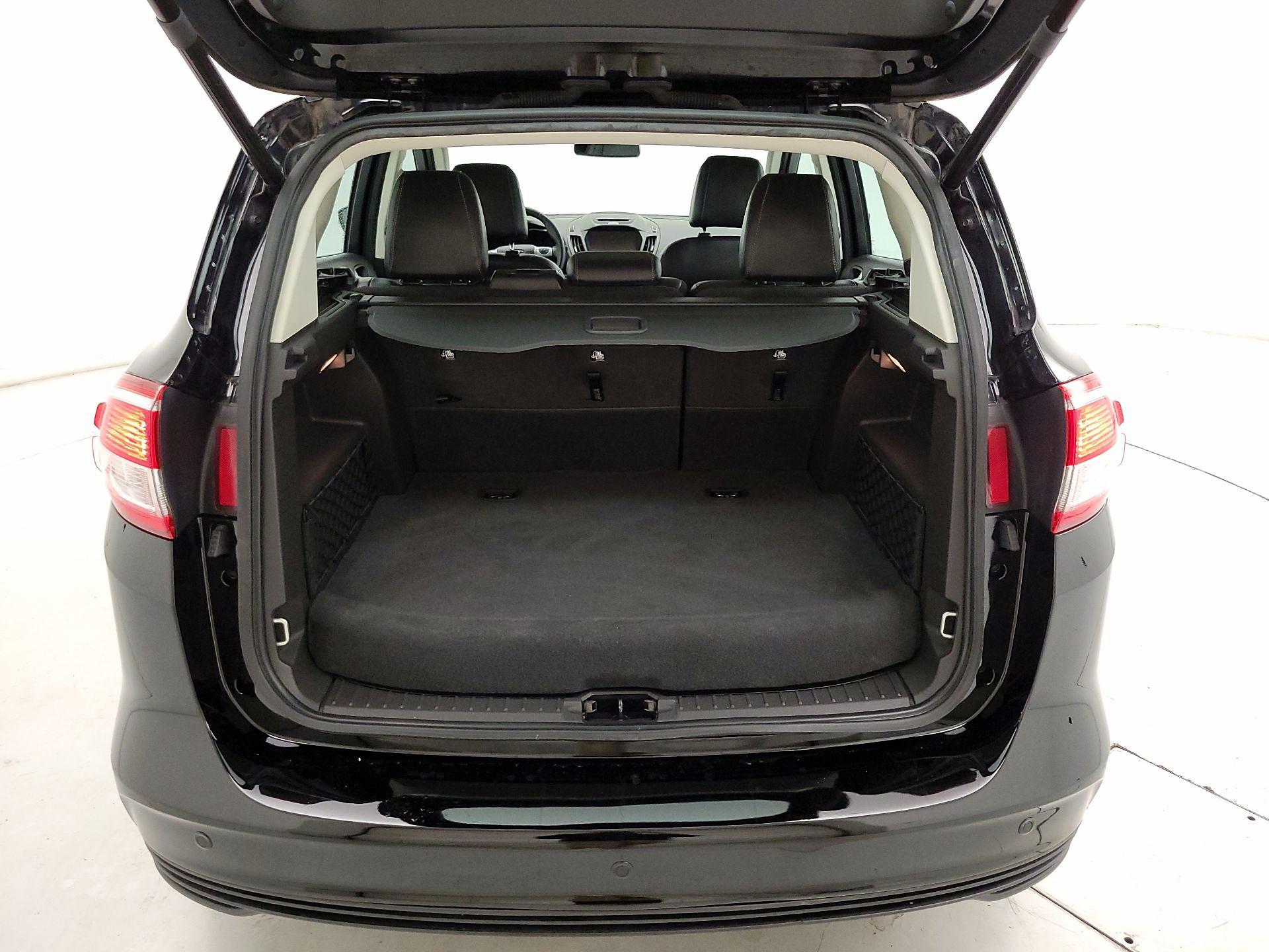 Thumbnail: 2017 Ford C-Max - 20