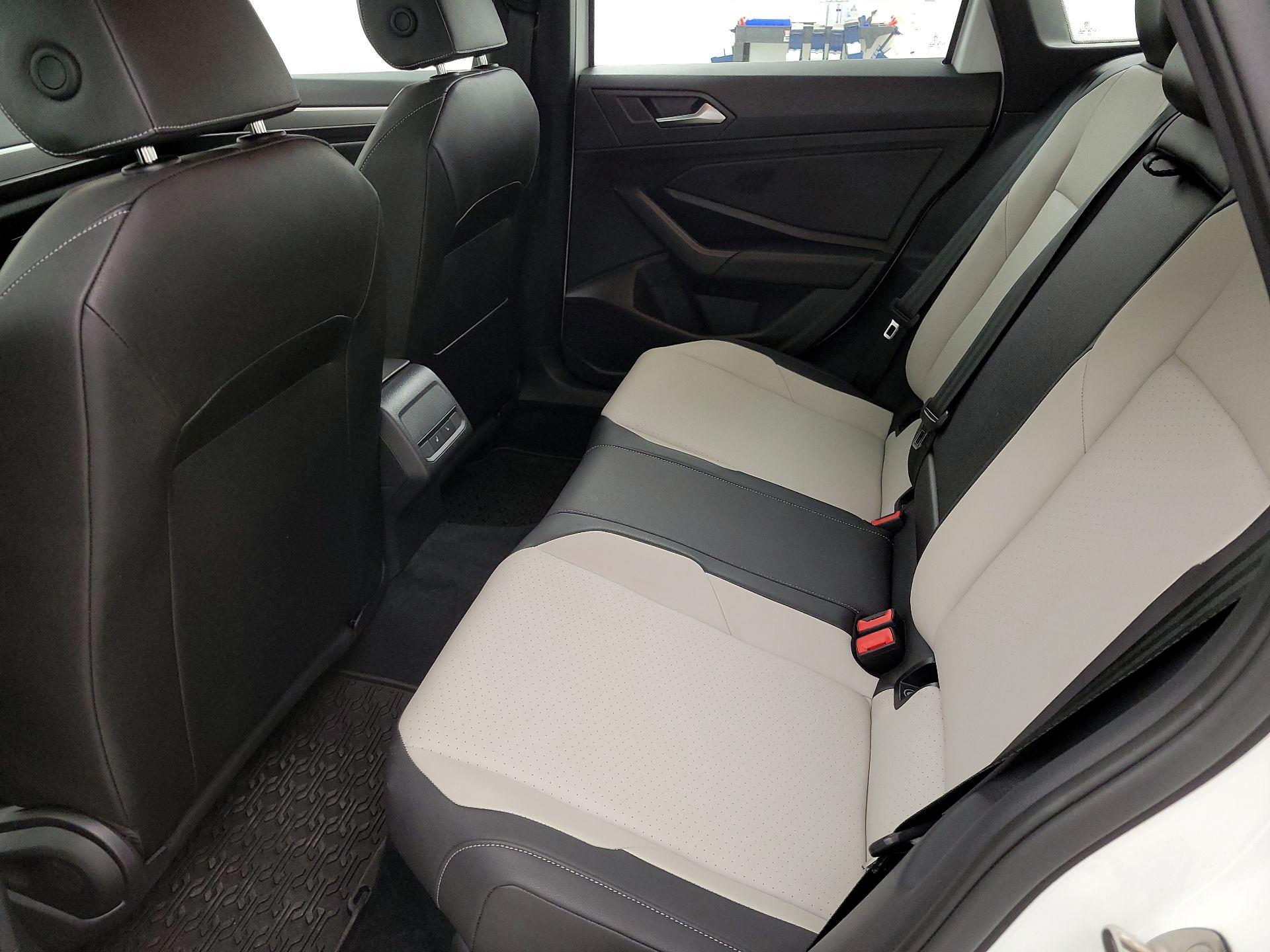 Thumbnail: 2019 Volkswagen Jetta - 20