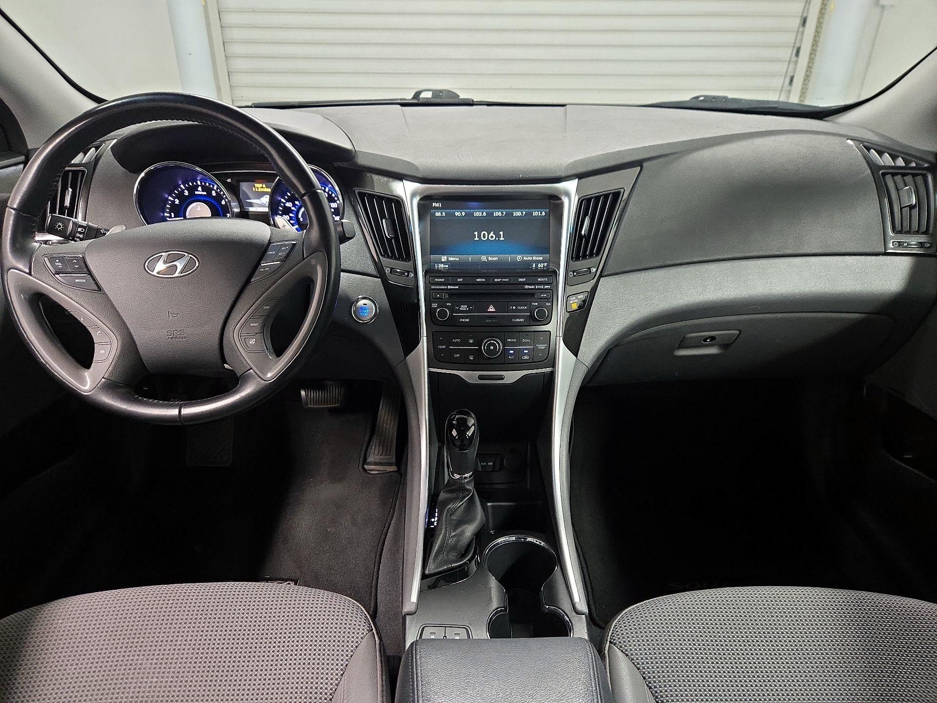 Thumbnail: 2014 Hyundai Sonata - 9