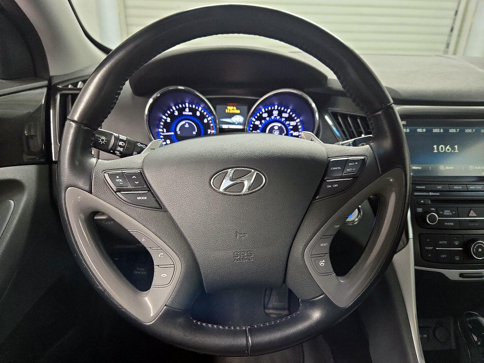 Thumbnail: 2014 Hyundai Sonata - 10