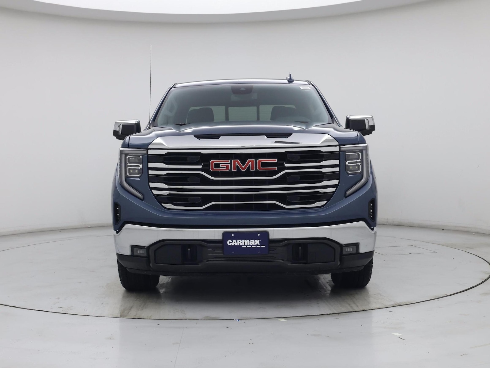 2024 GMC Sierra 1500 SLT - Photo 6