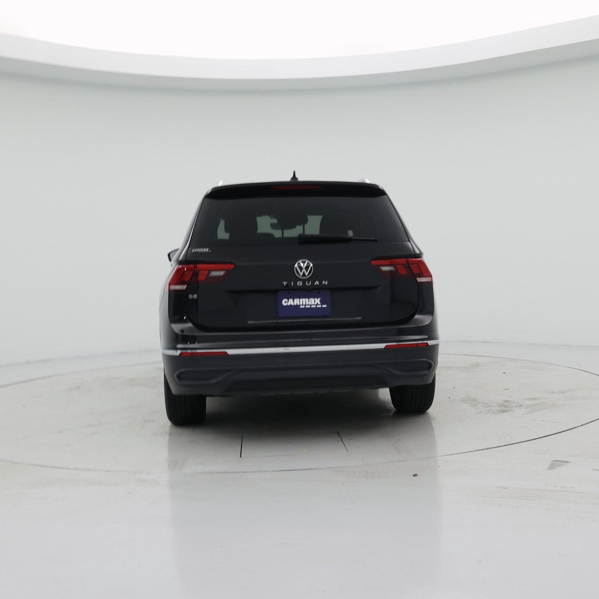 Thumbnail: 2023 Volkswagen Tiguan - 6