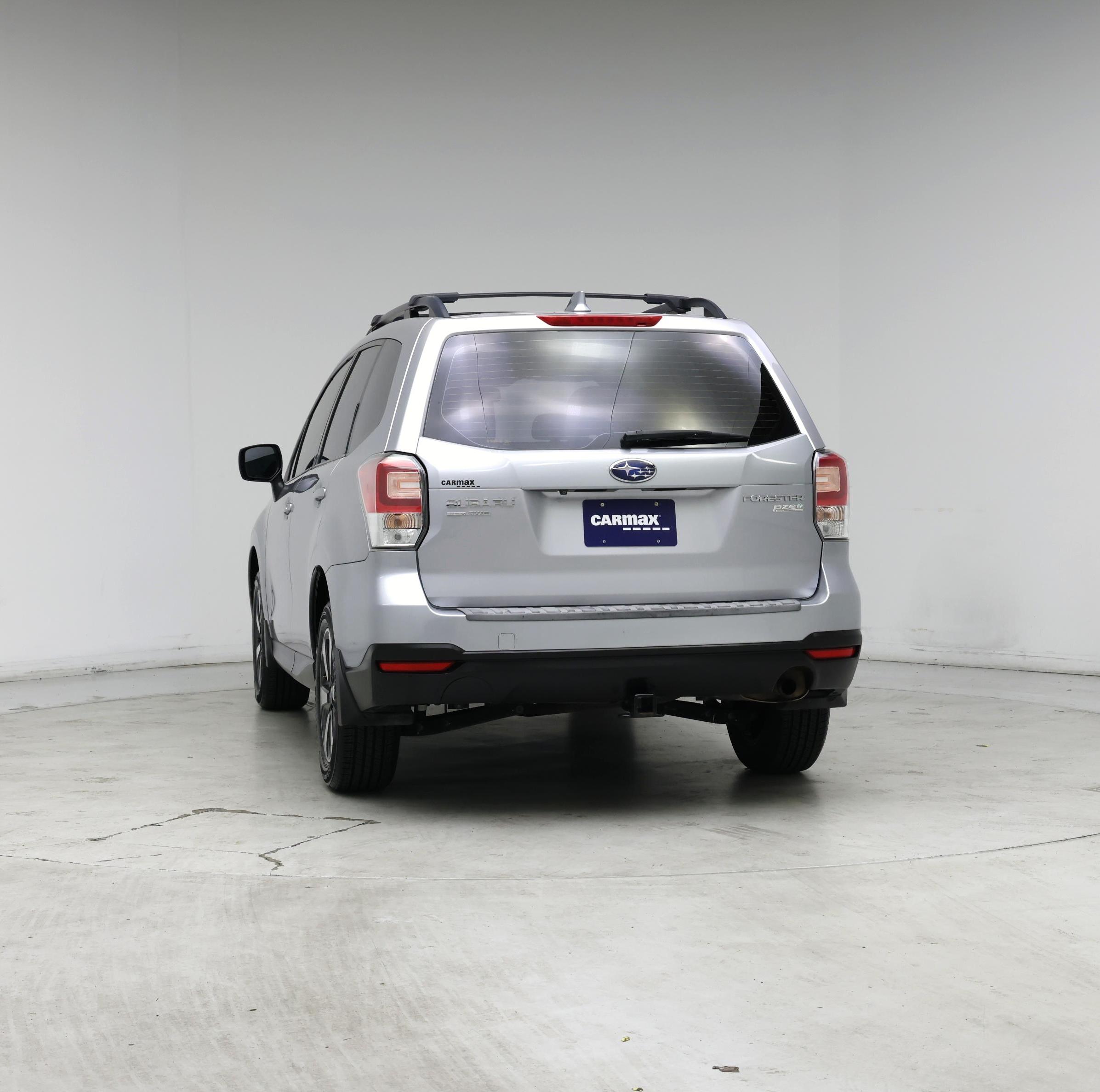 Thumbnail: 2017 Subaru Forester - 6
