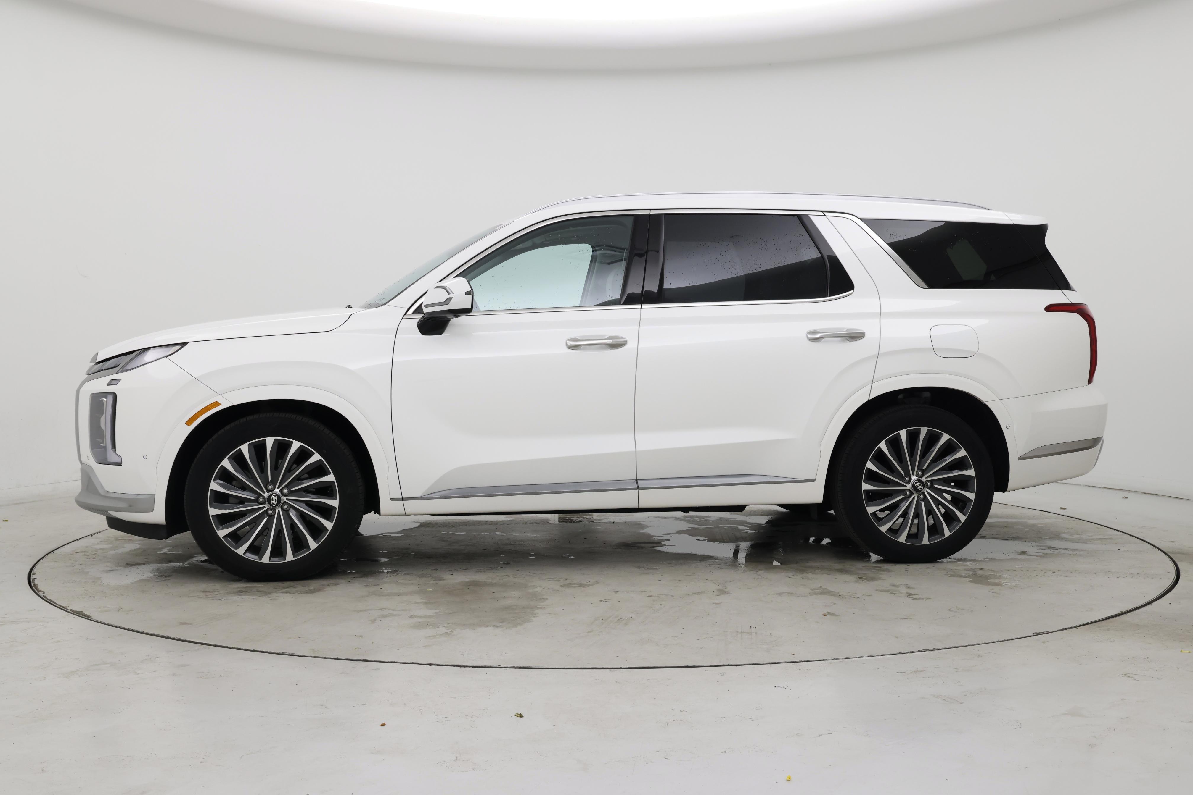 Thumbnail: 2023 Hyundai Palisade - 3
