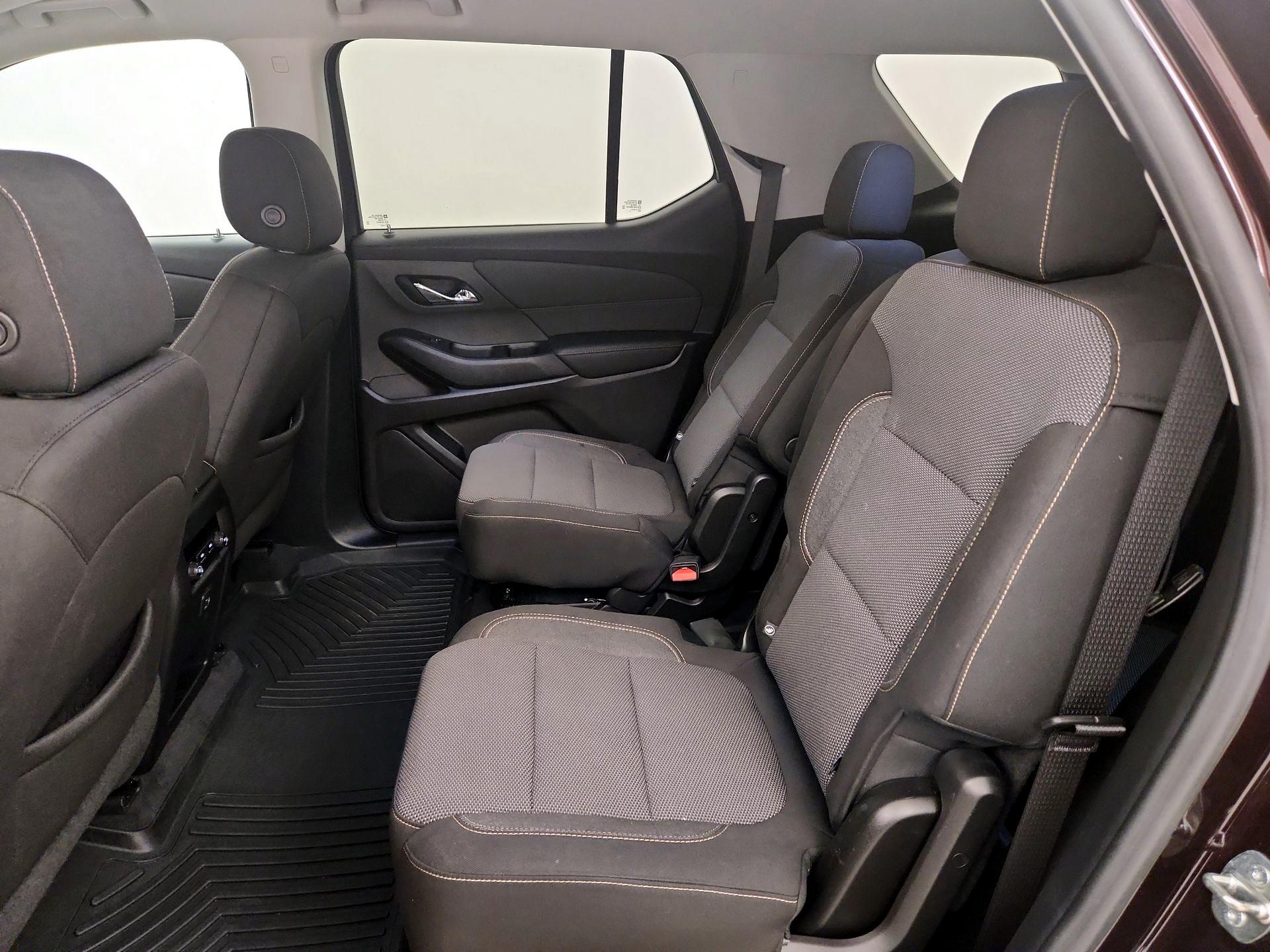 Thumbnail: 2021 Chevrolet Traverse - 19