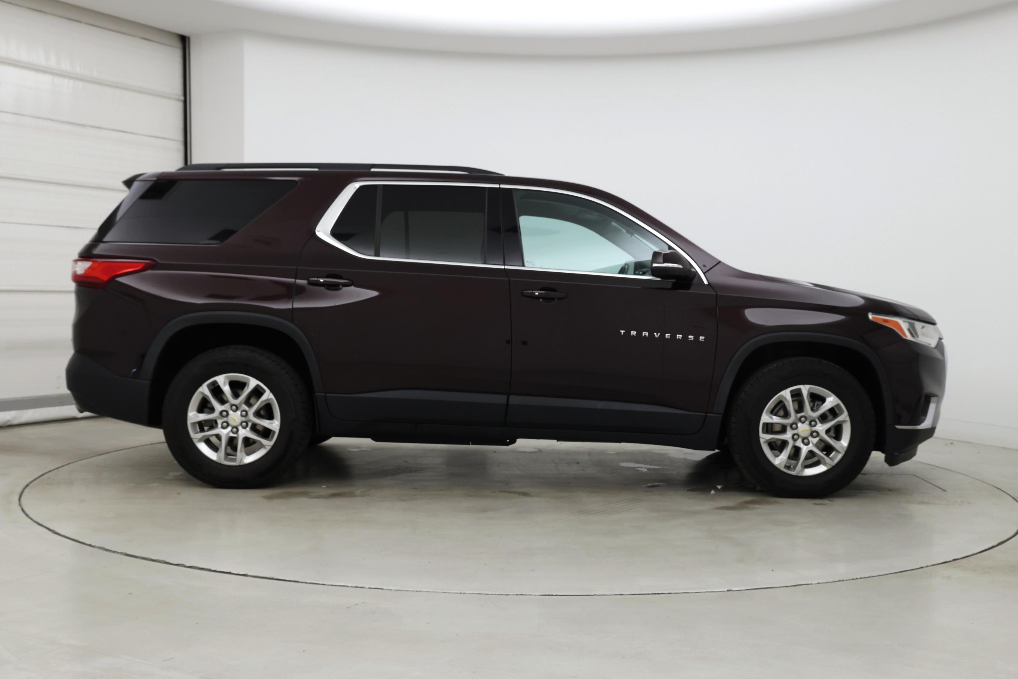 Thumbnail: 2021 Chevrolet Traverse - 7
