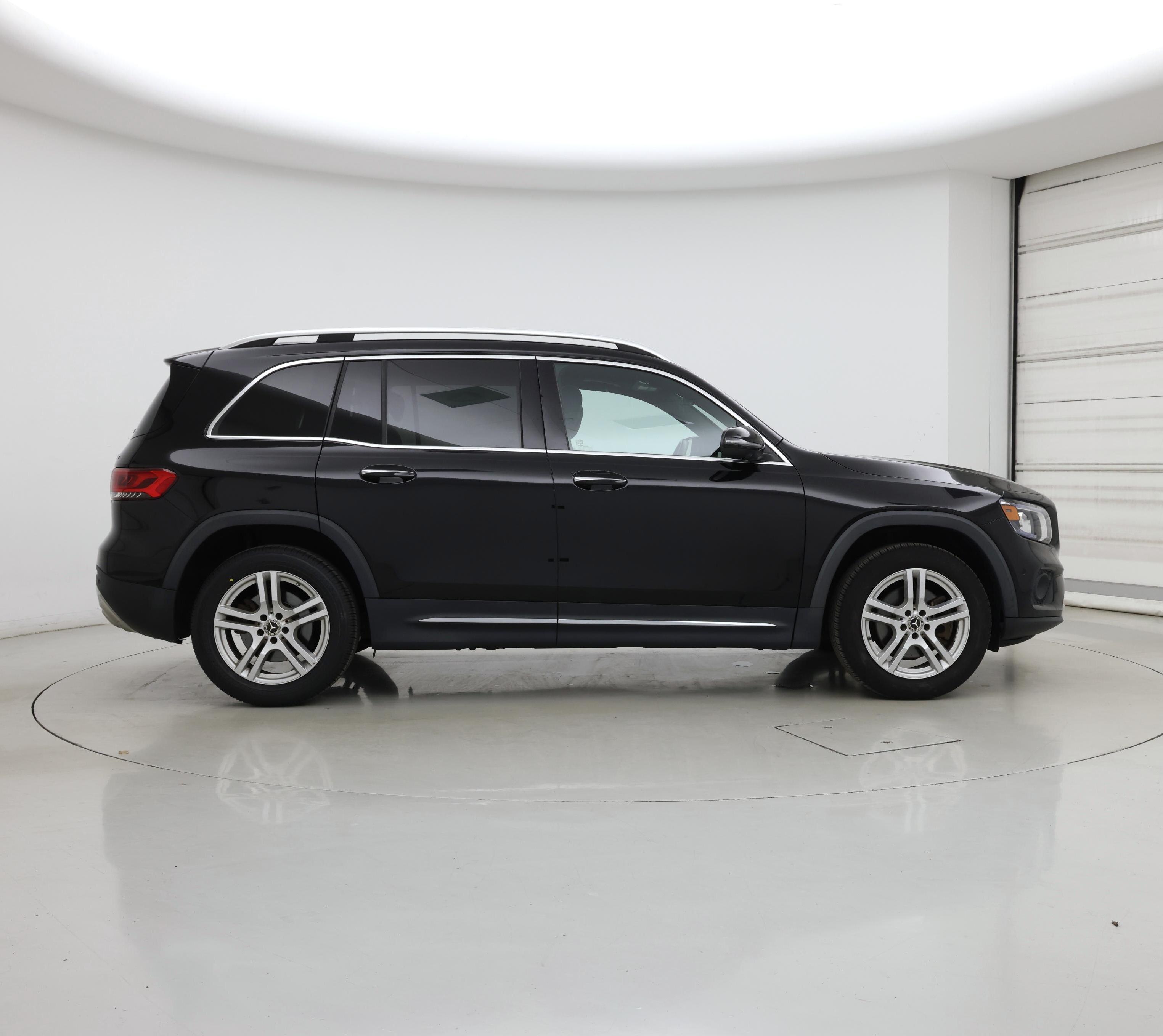 Thumbnail: 2023 Mercedes-Benz GLB - 7