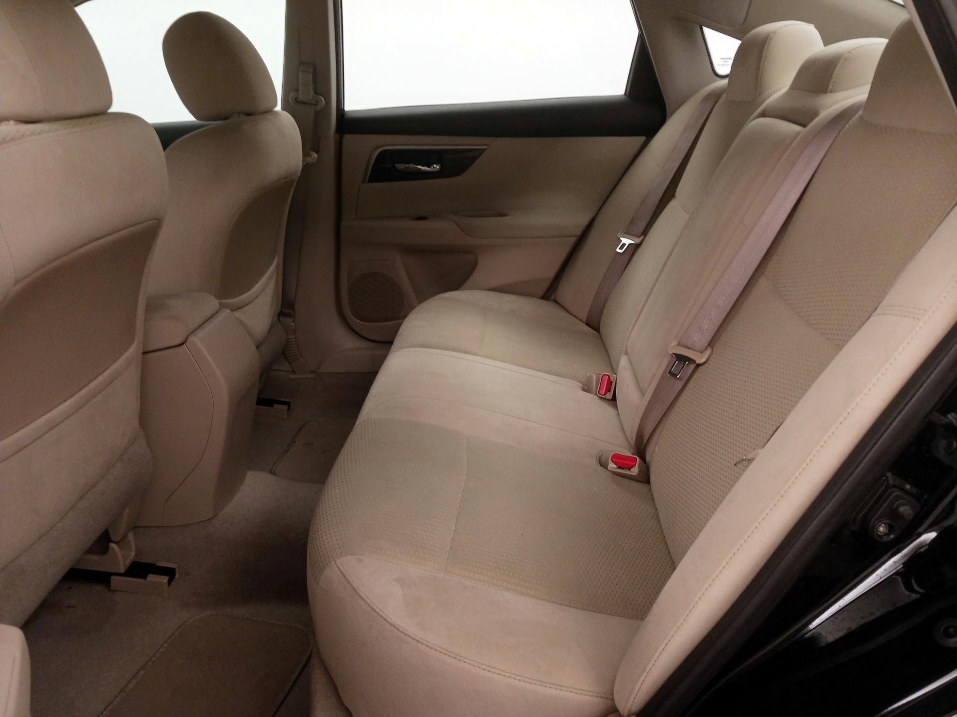 Thumbnail: 2014 Nissan Altima - 19