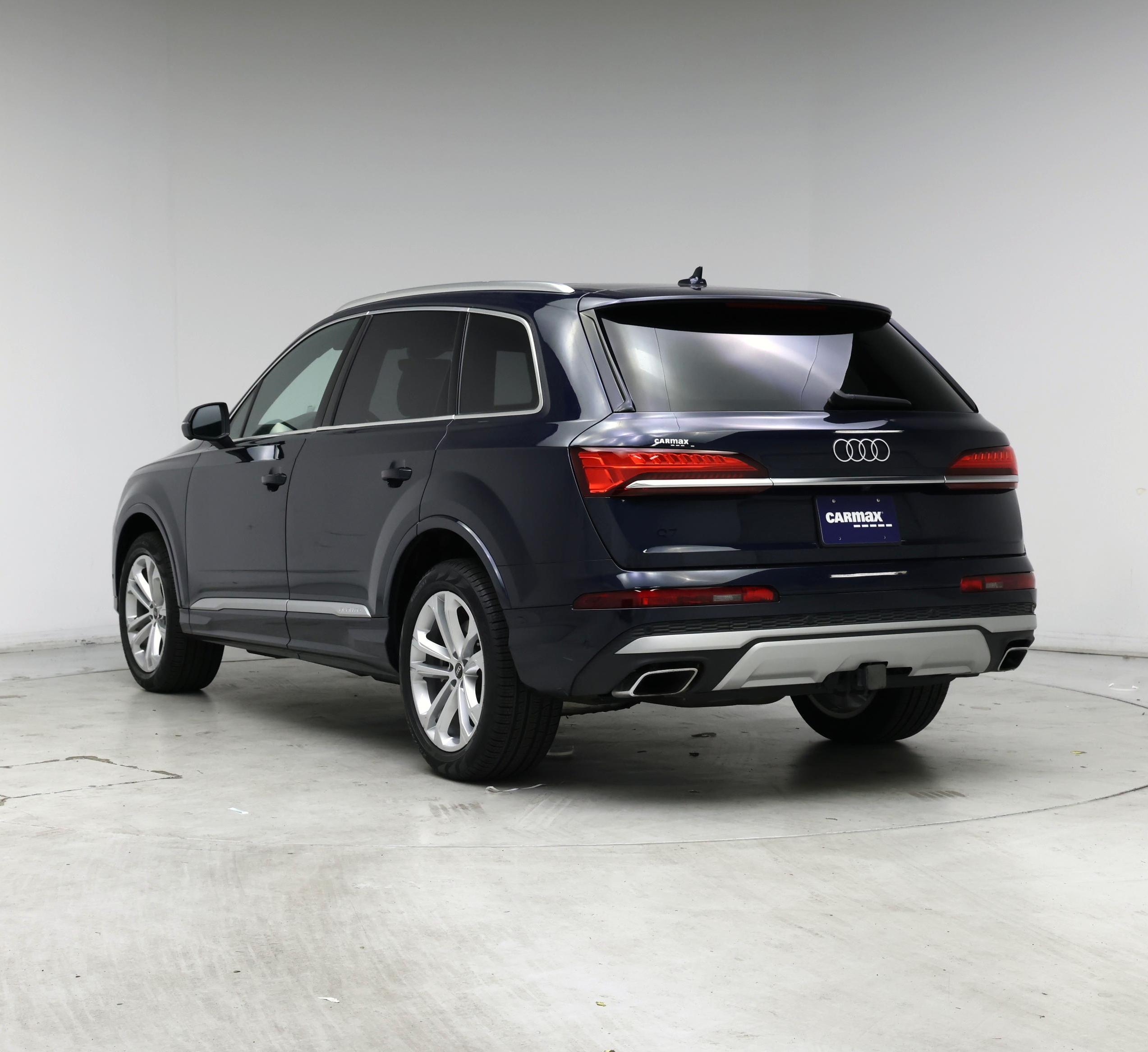 Thumbnail: 2025 Audi Q7 - 2
