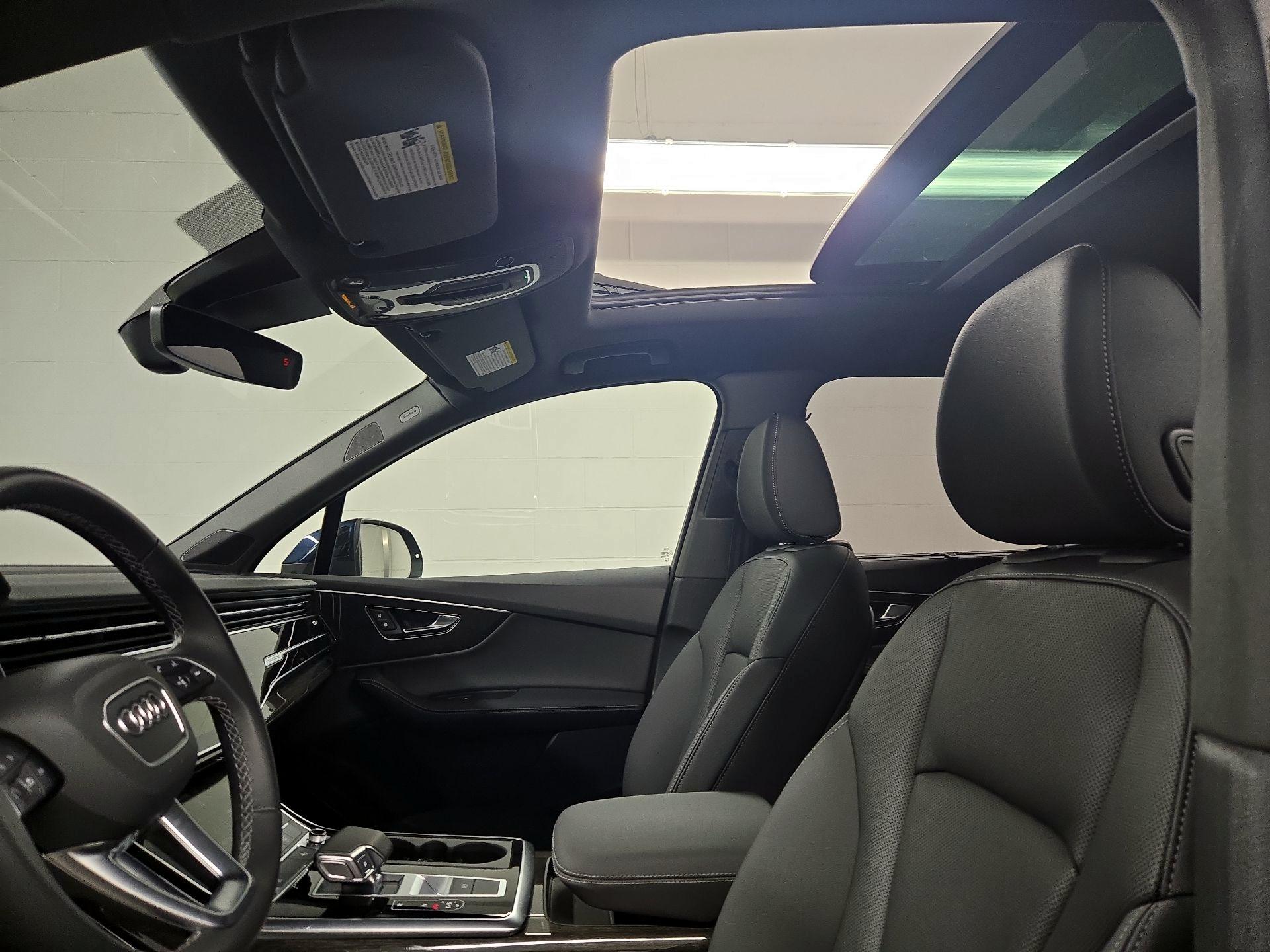 Thumbnail: 2025 Audi Q7 - 19