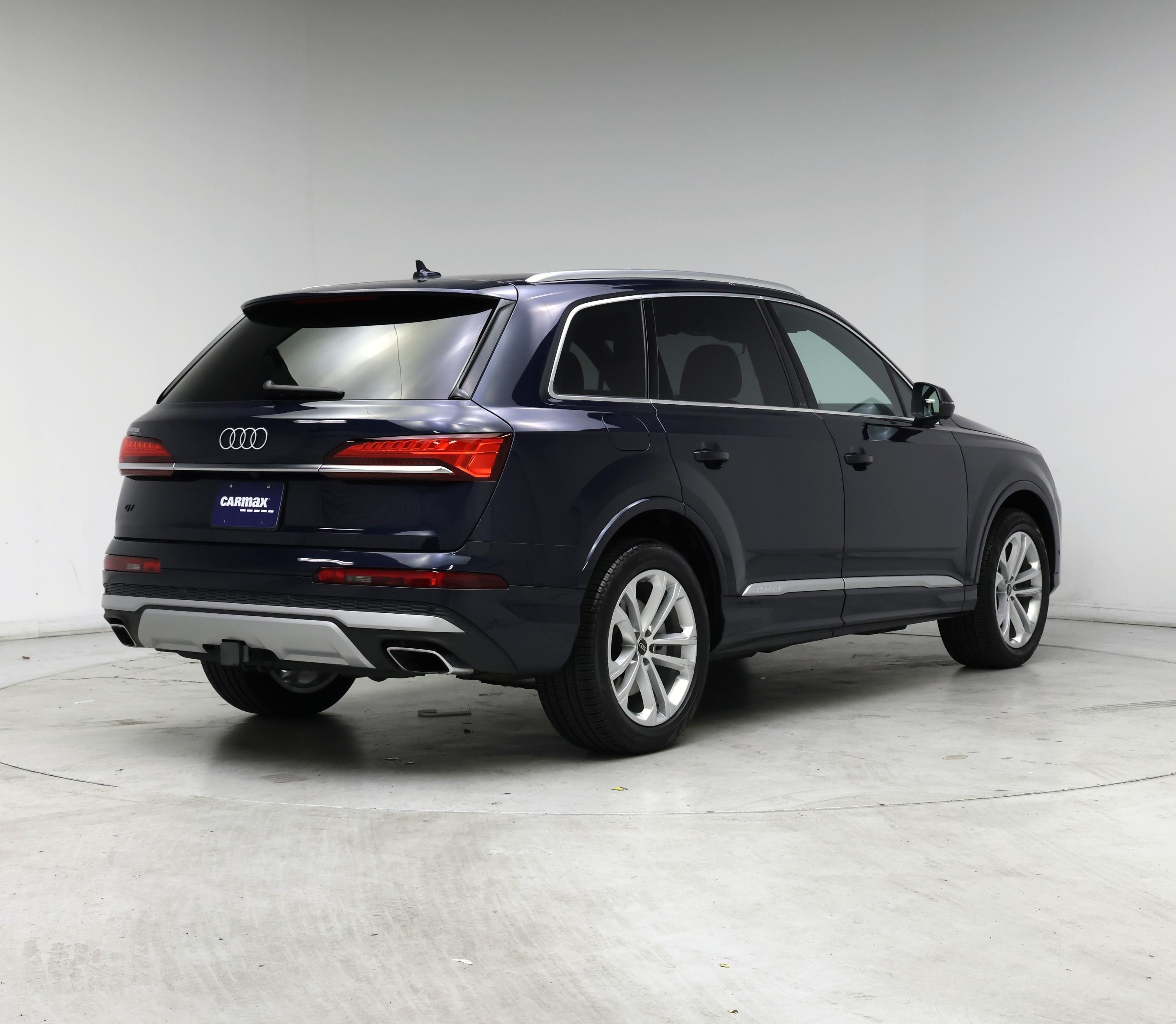 Thumbnail: 2025 Audi Q7 - 8