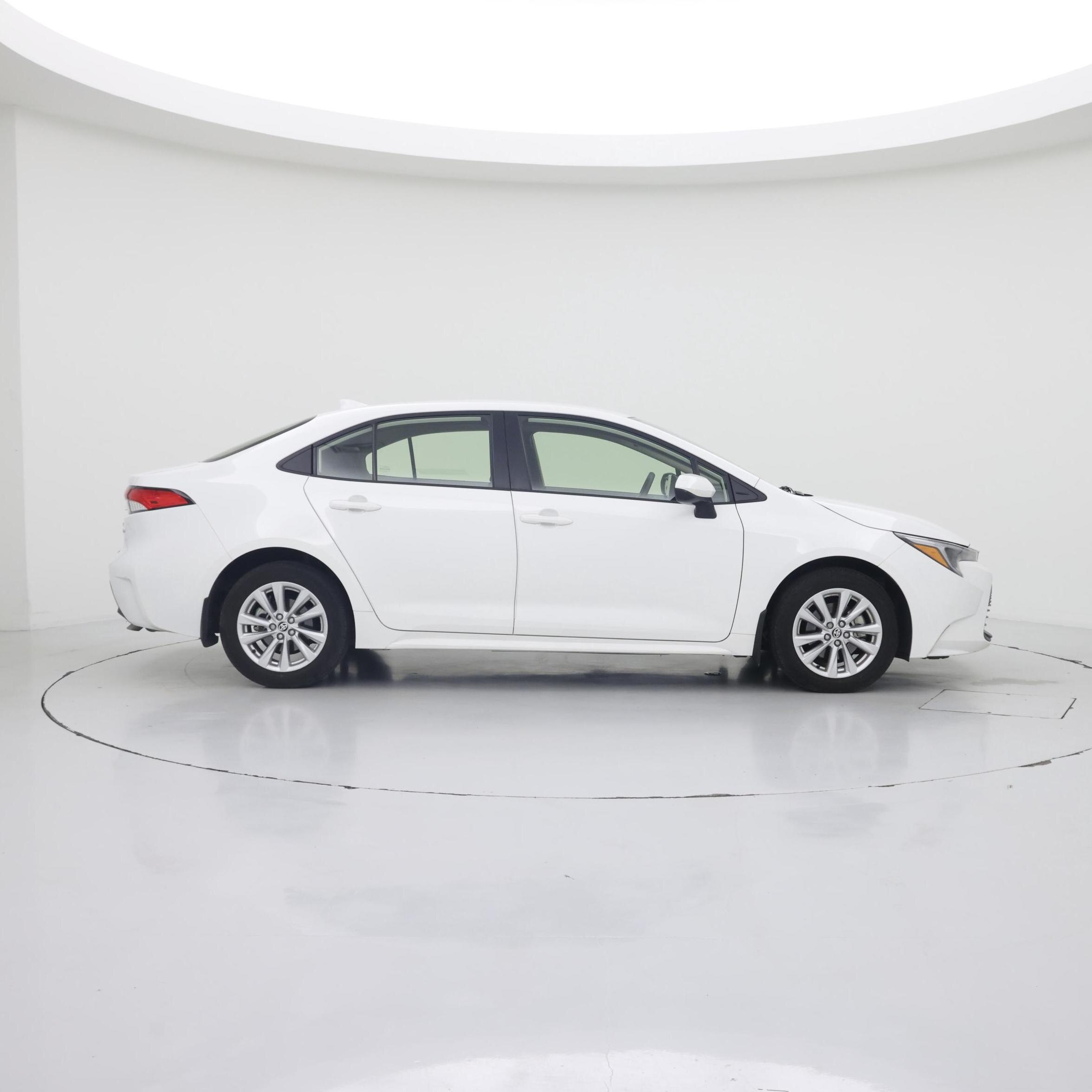 Thumbnail: 2023 Toyota Corolla - 7