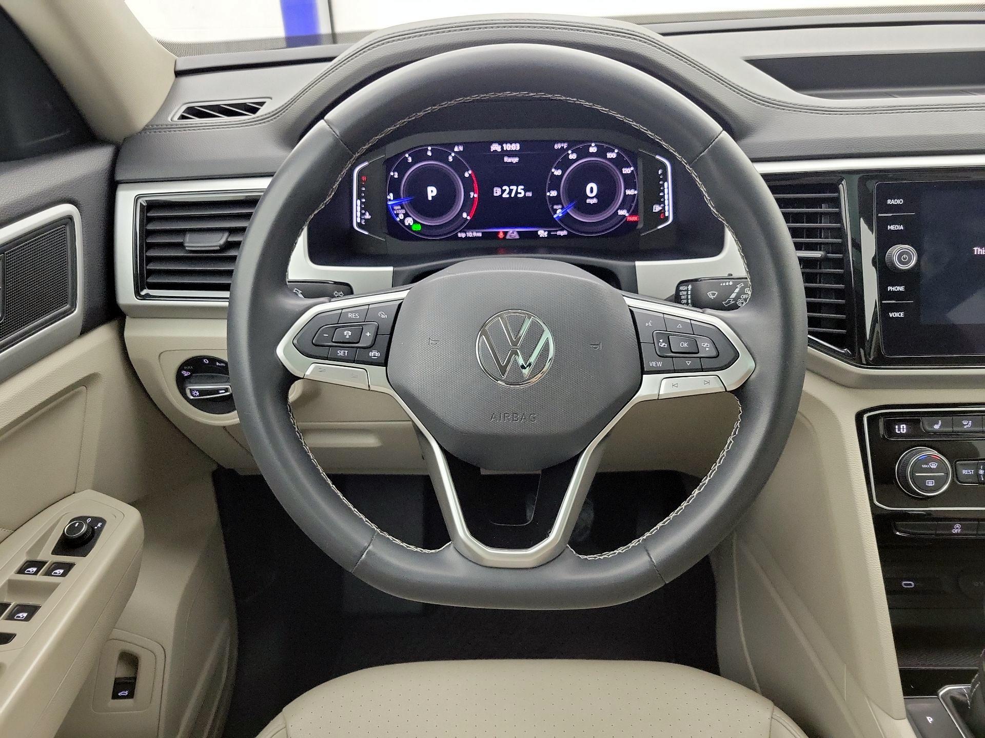 Thumbnail: 2022 Volkswagen Atlas - 10
