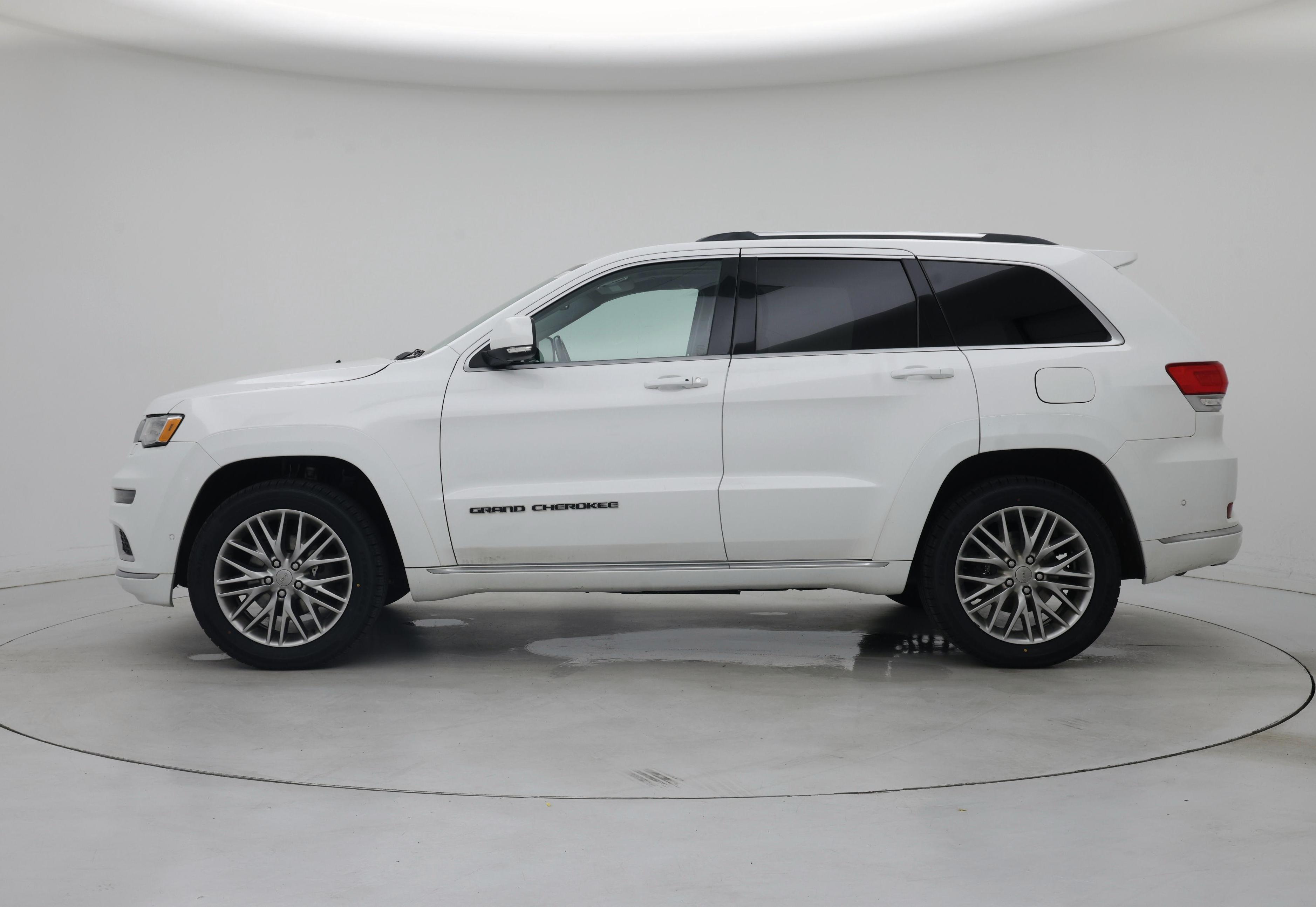 Thumbnail: 2018 Jeep Grand Cherokee - 3