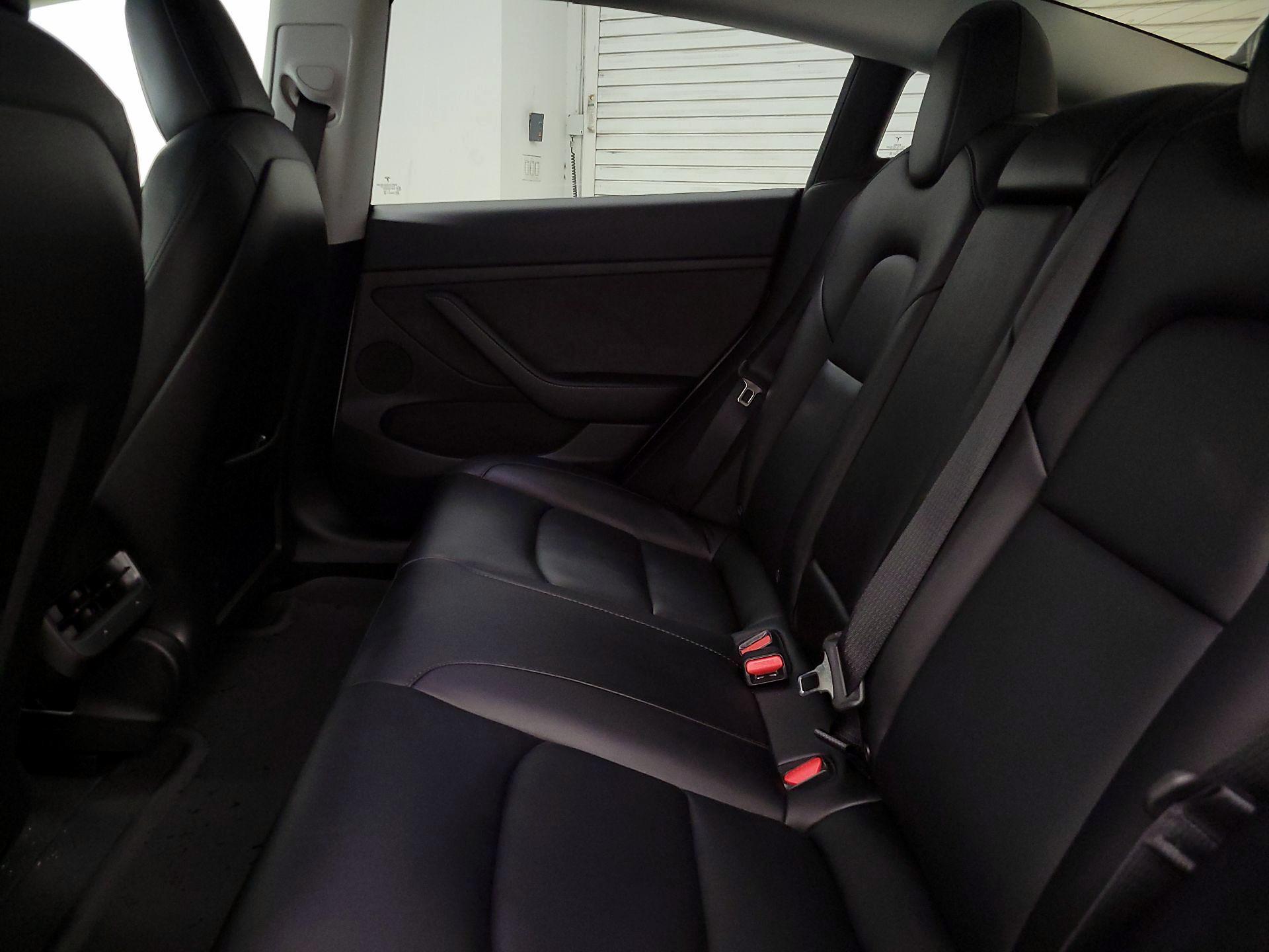 Thumbnail: 2022 Tesla Model 3 - 18