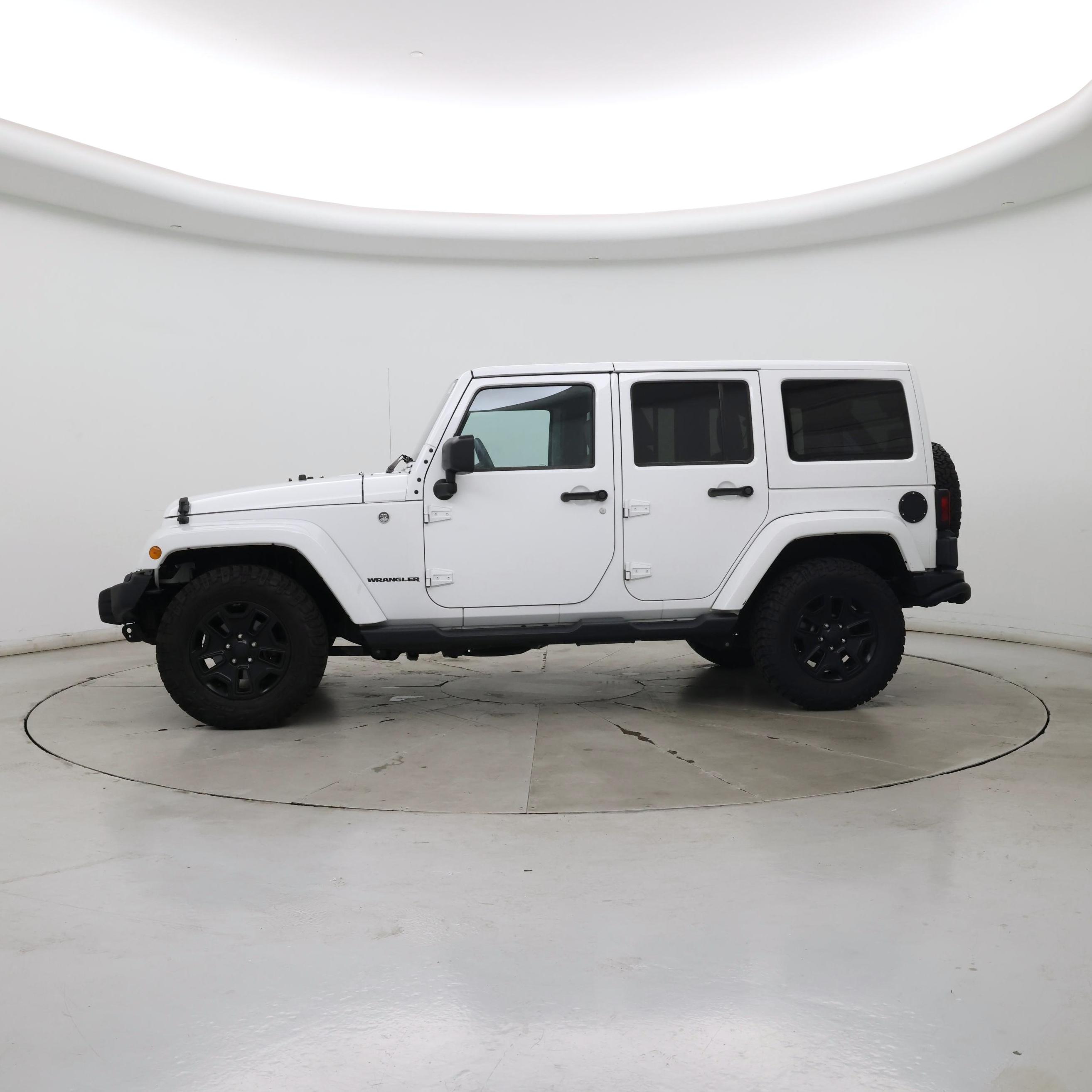 Thumbnail: 2016 Jeep Wrangler - 3