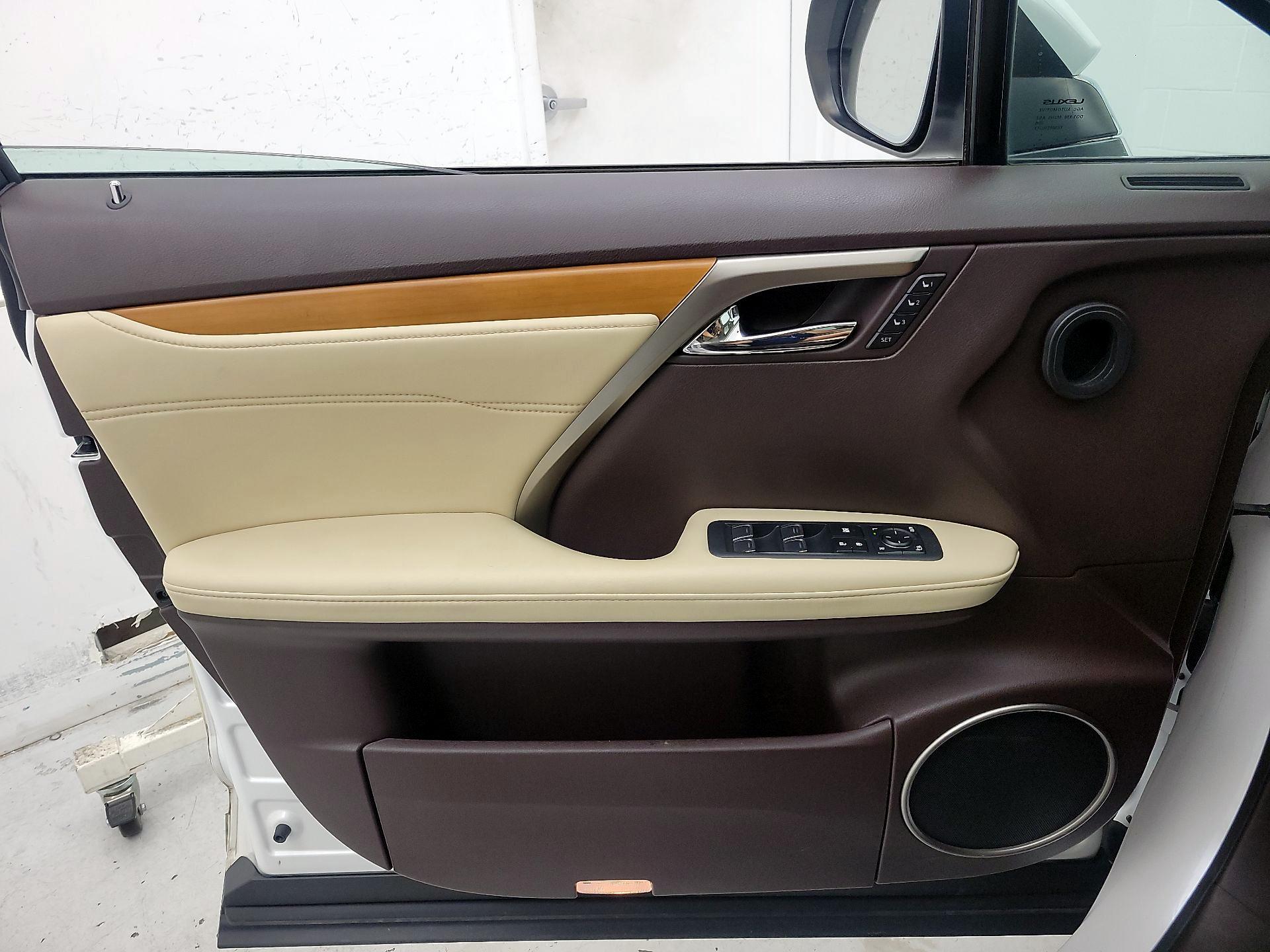 Thumbnail: 2019 Lexus RX - 12