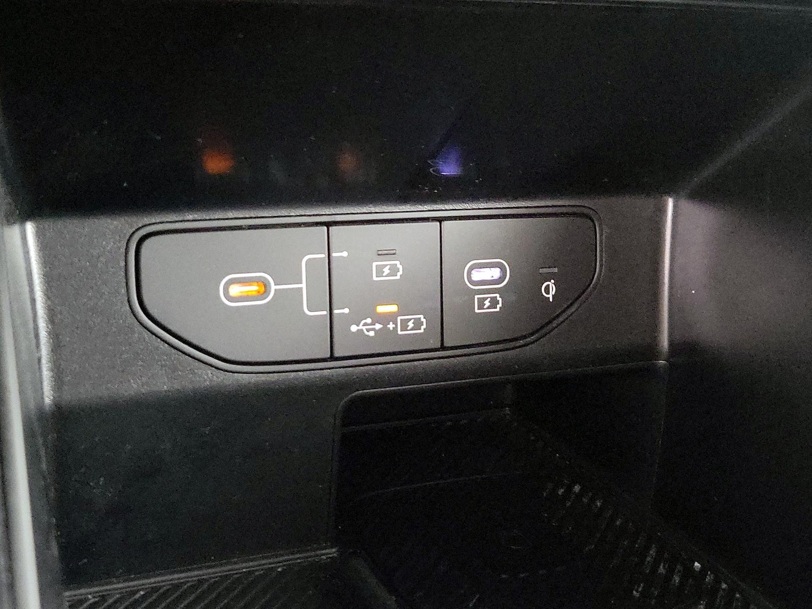 2024 Kia Sorento EX - Photo 19