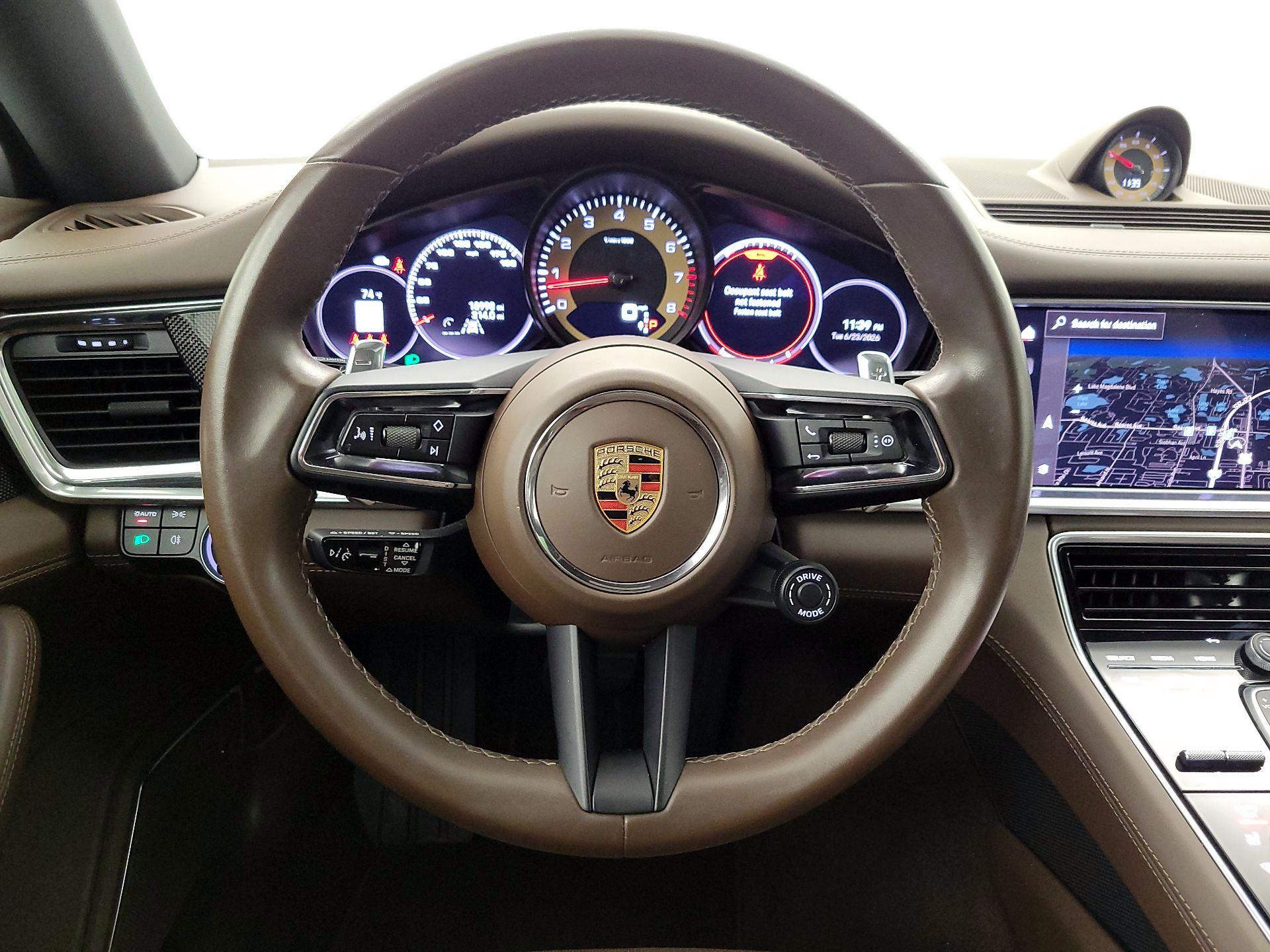 Thumbnail: 2023 Porsche Panamera - 10