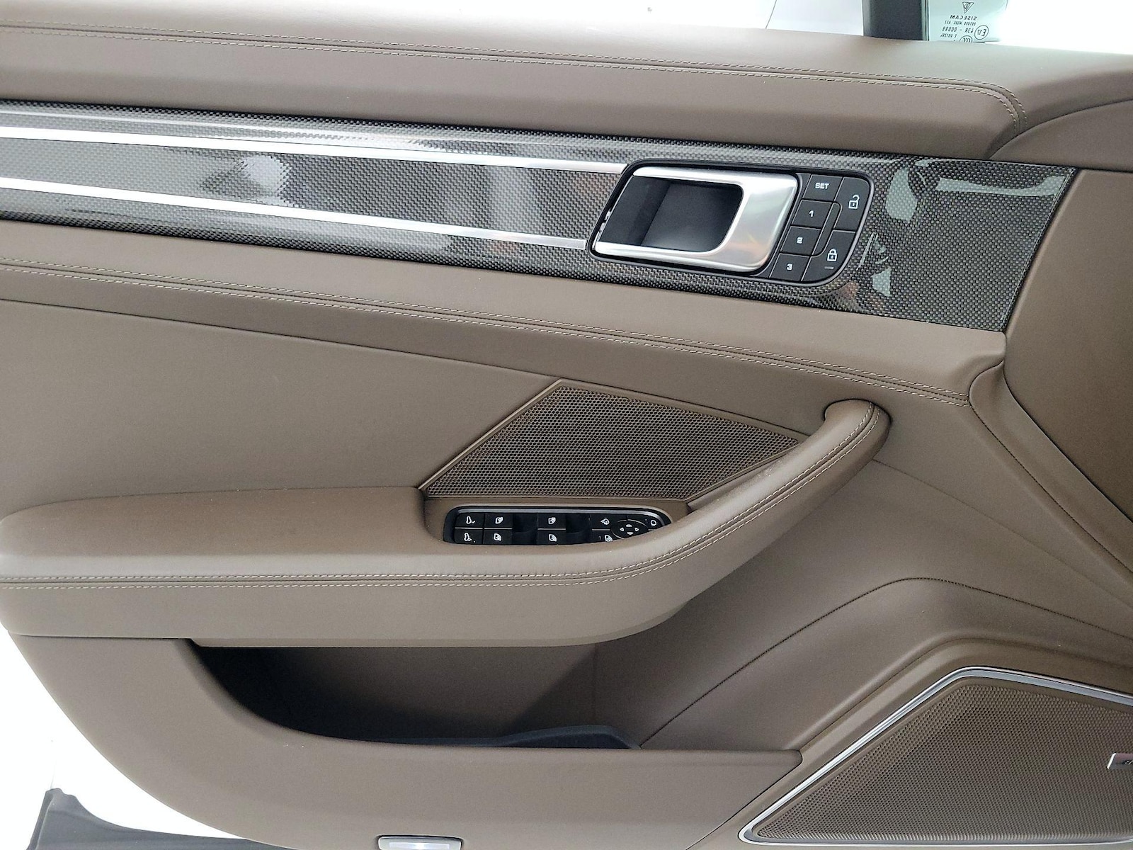 2023 Porsche Panamera Platinum Edition - Photo 13