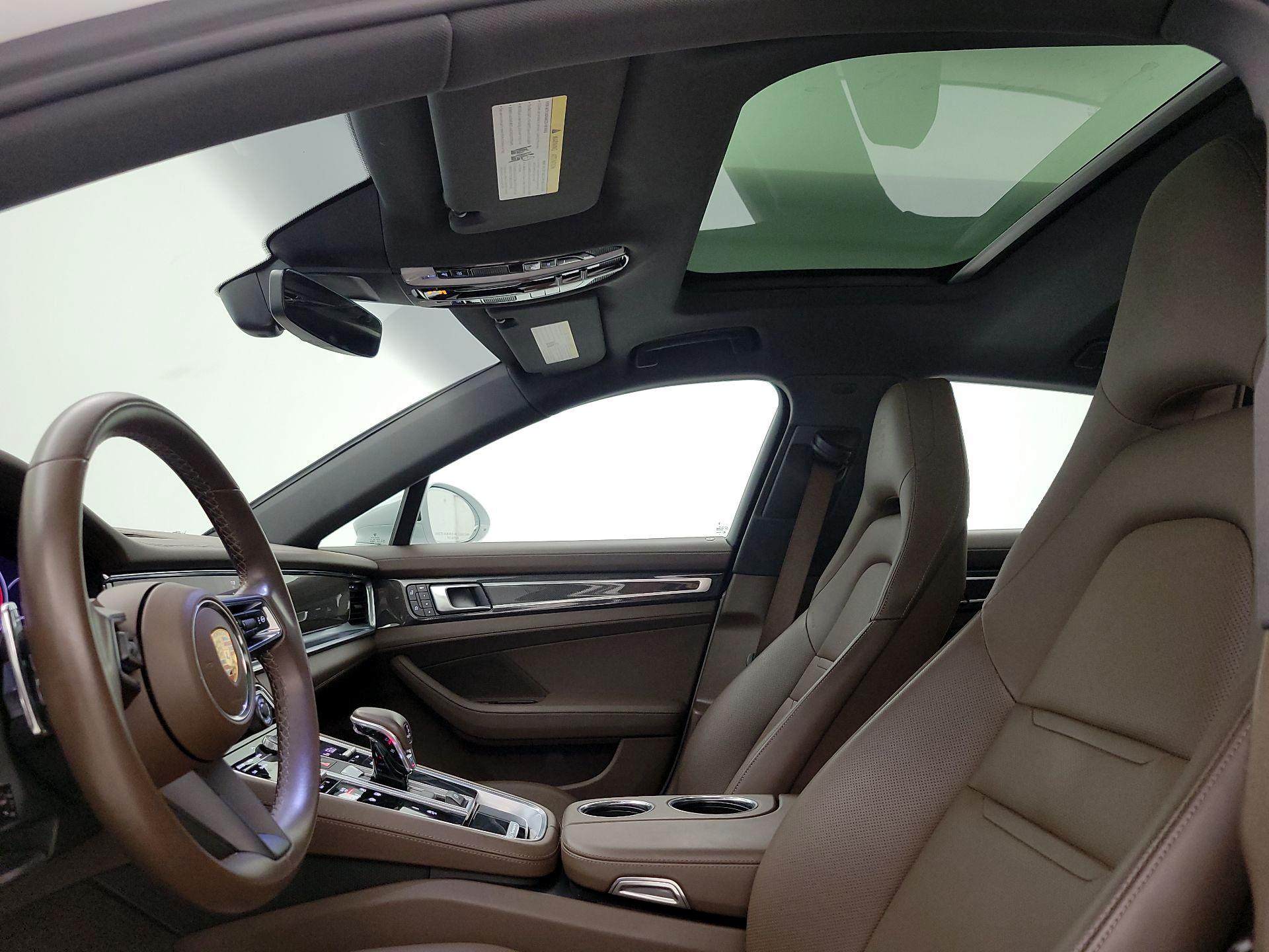 Thumbnail: 2023 Porsche Panamera - 20