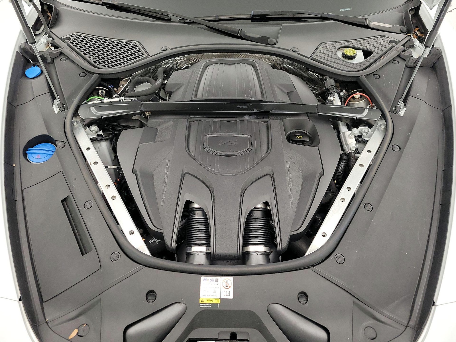 2023 Porsche Panamera Platinum Edition - Photo 24